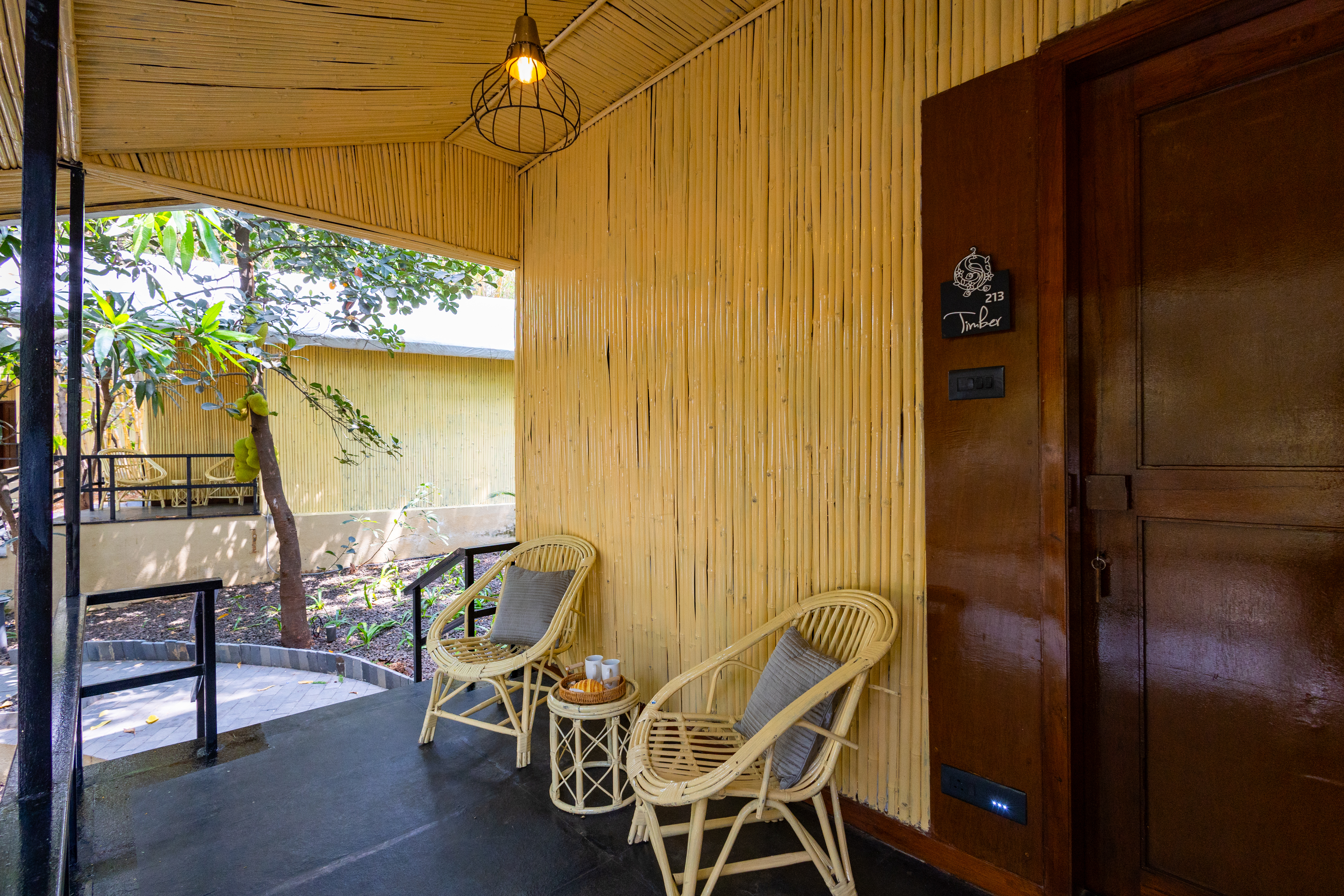 Timber Premium Suite | Pet-friendly Bamboo Cottage with Pvt Verandah, Lounge & Shared Outdoor seating & Restaurant — photo 7