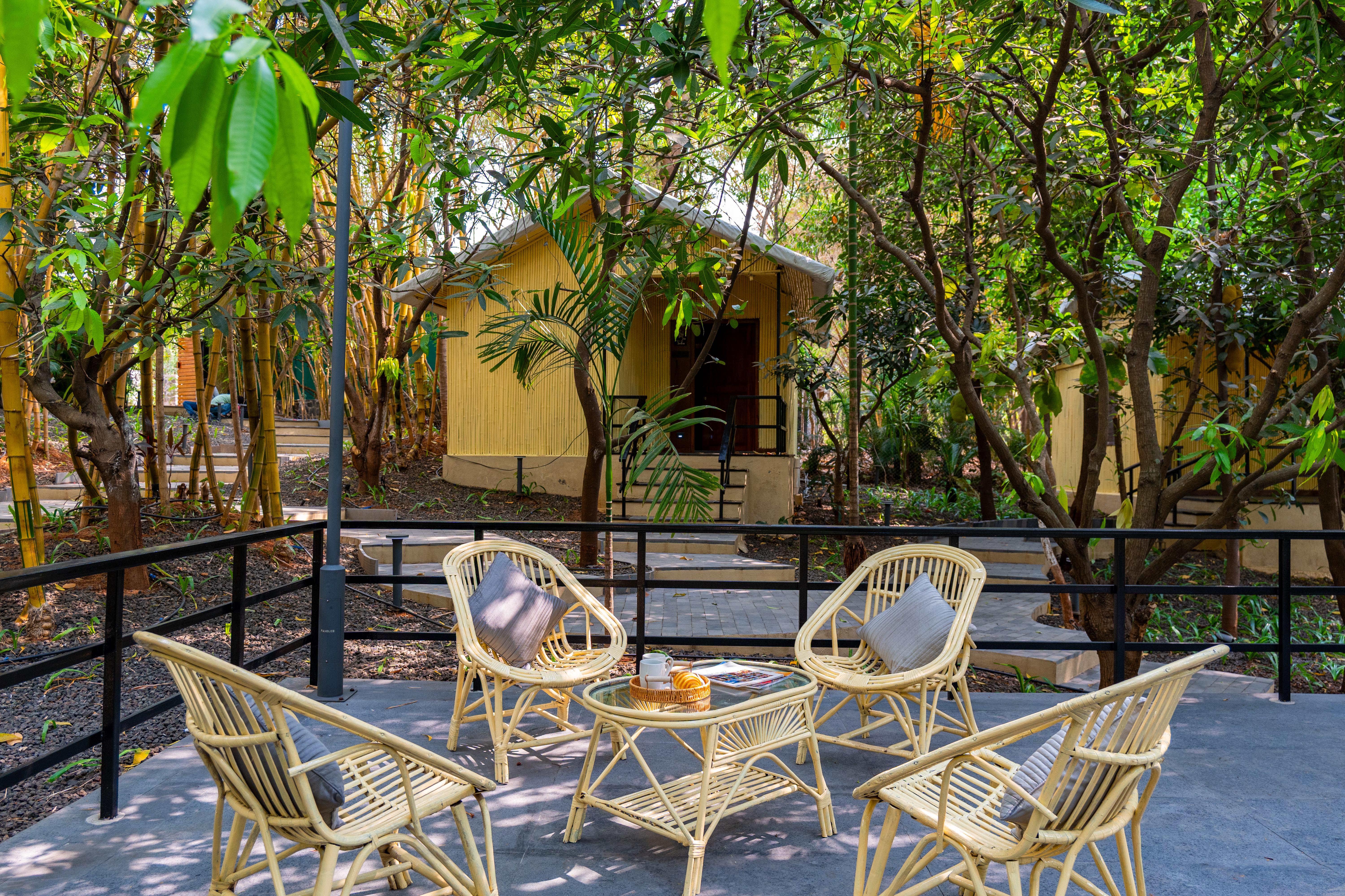 Timber Premium Suite | Pet-friendly Bamboo Cottage with Pvt Verandah, Lounge & Shared Outdoor seating & Restaurant — photo 3