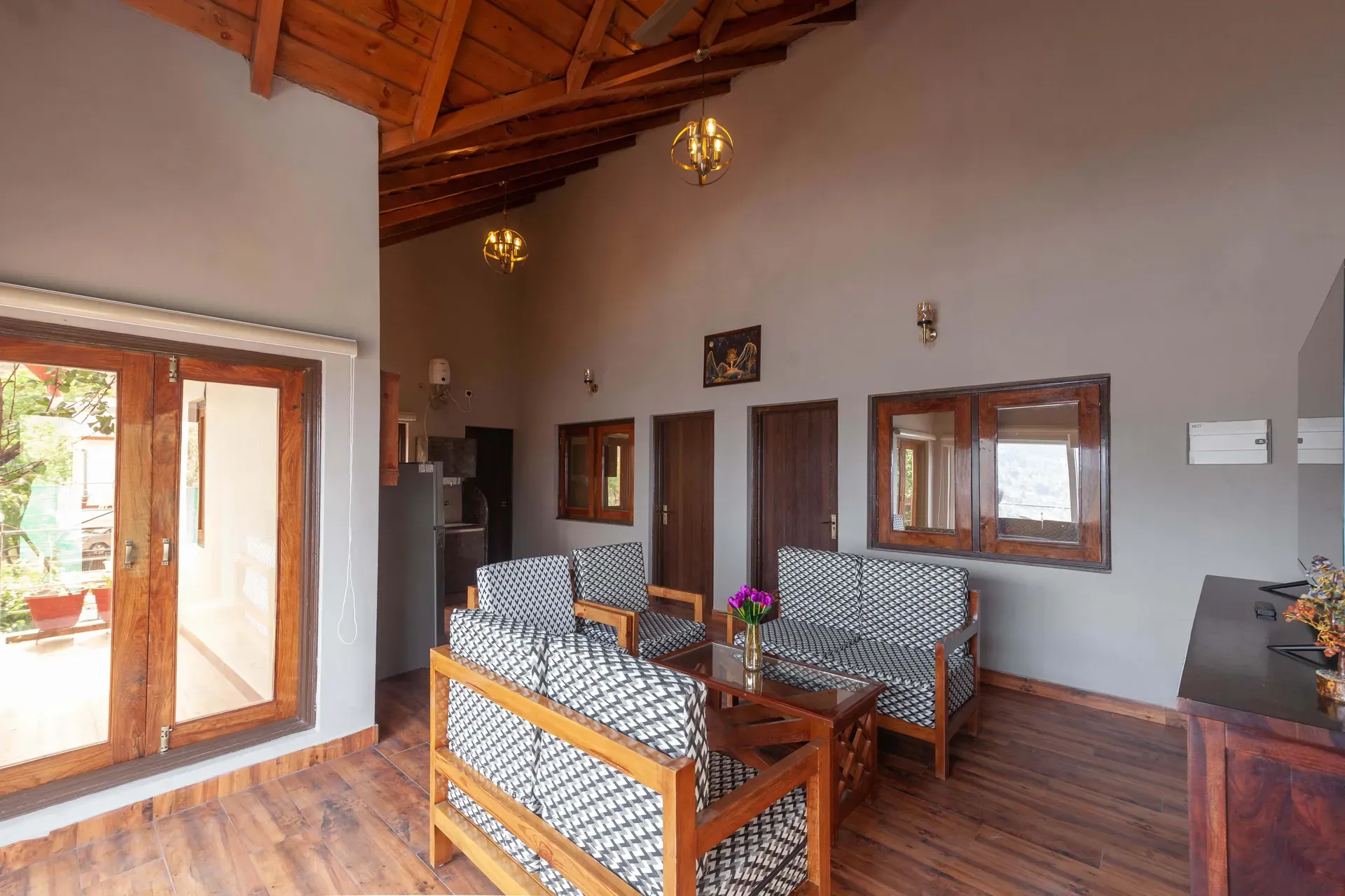 Amara Dawn | 4-BHK | Near Nainital Lake | Hill Views | Pet friendly — photo 3