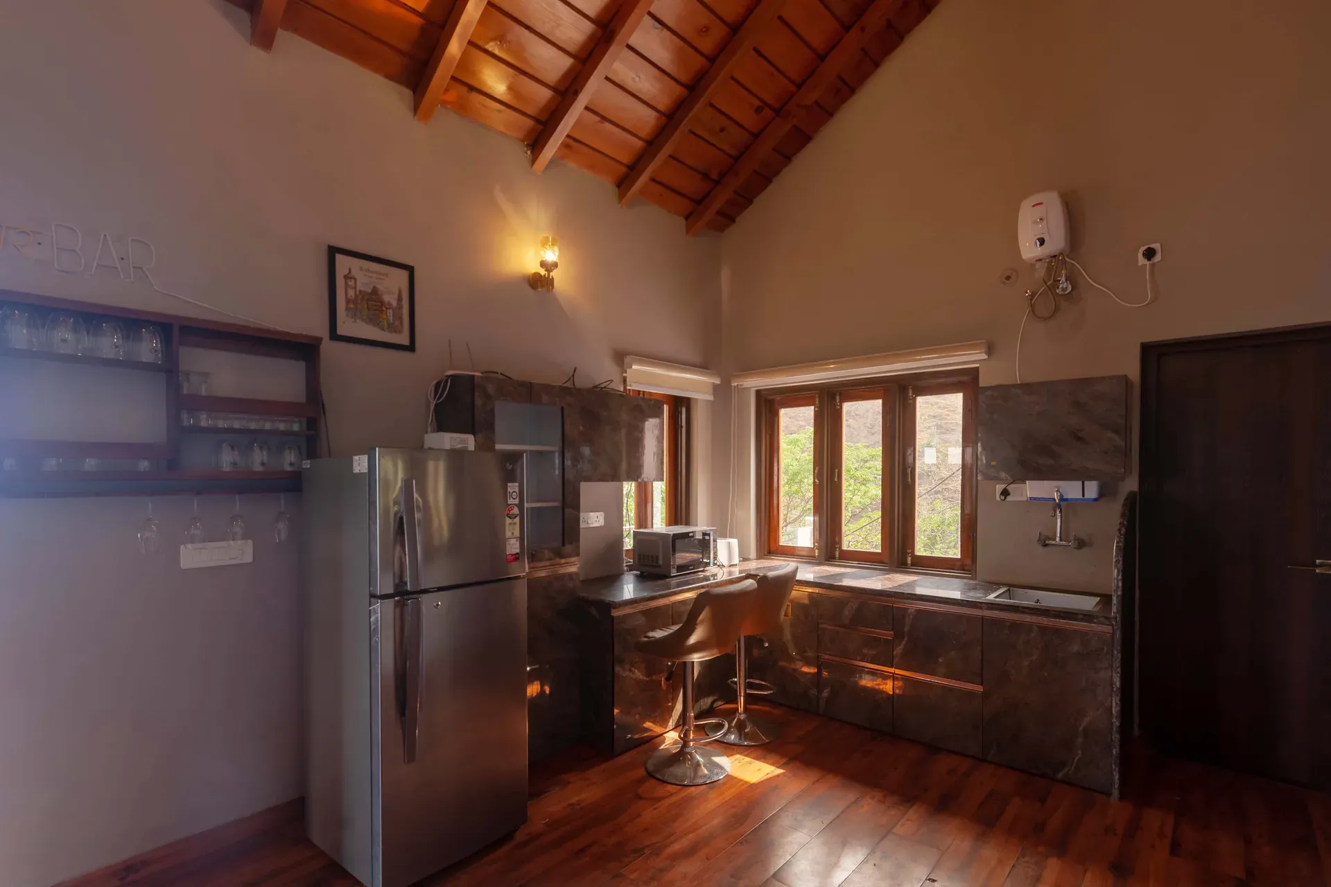 Amara Dawn | 4-BHK | Near Nainital Lake | Hill Views | Pet friendly — photo 4