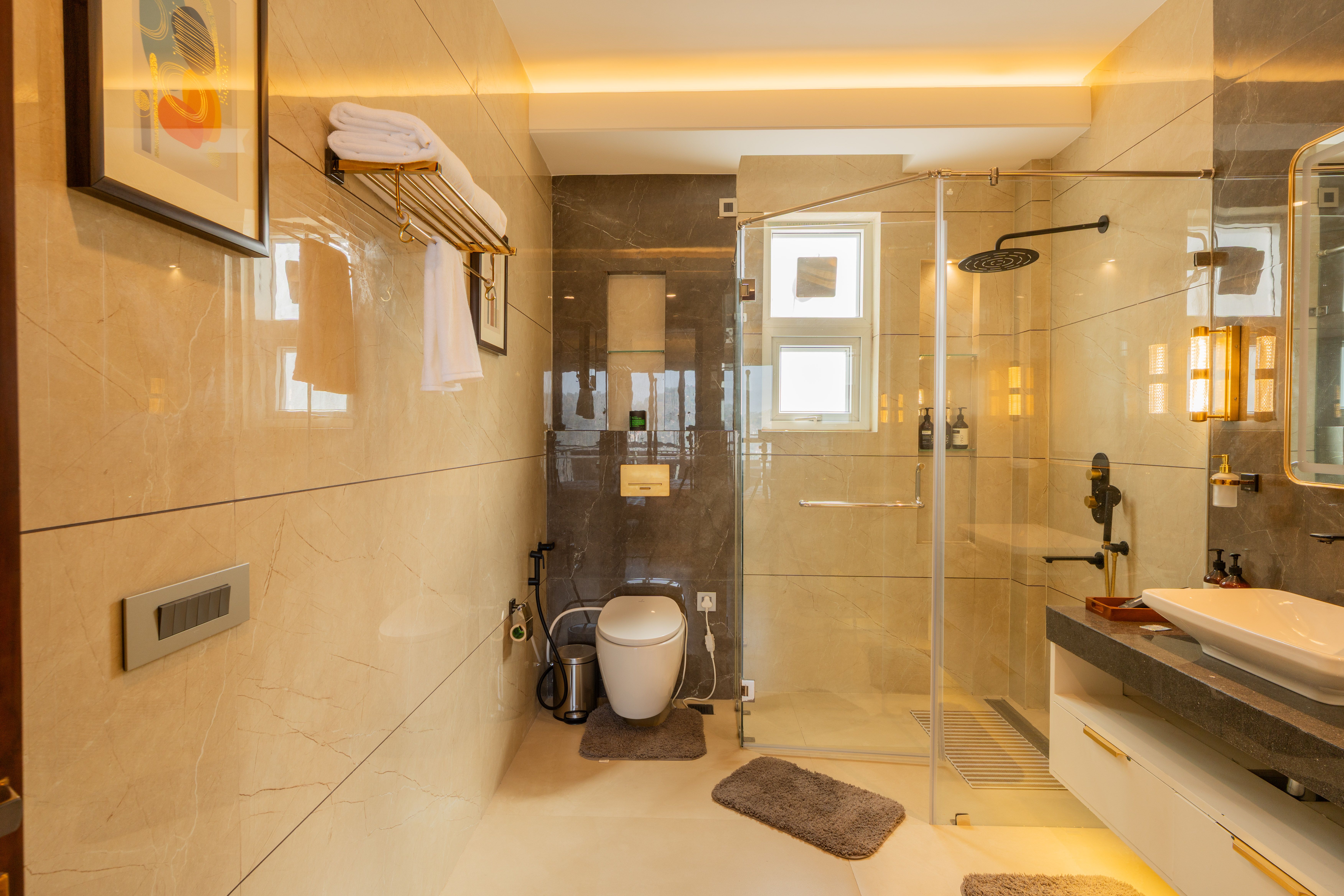 The Royce Rose | Hillside 4-BHK Villa With Private Heated Pool, Steam Room, Jacuzzi, Club House & 360° Hill Views — photo 16