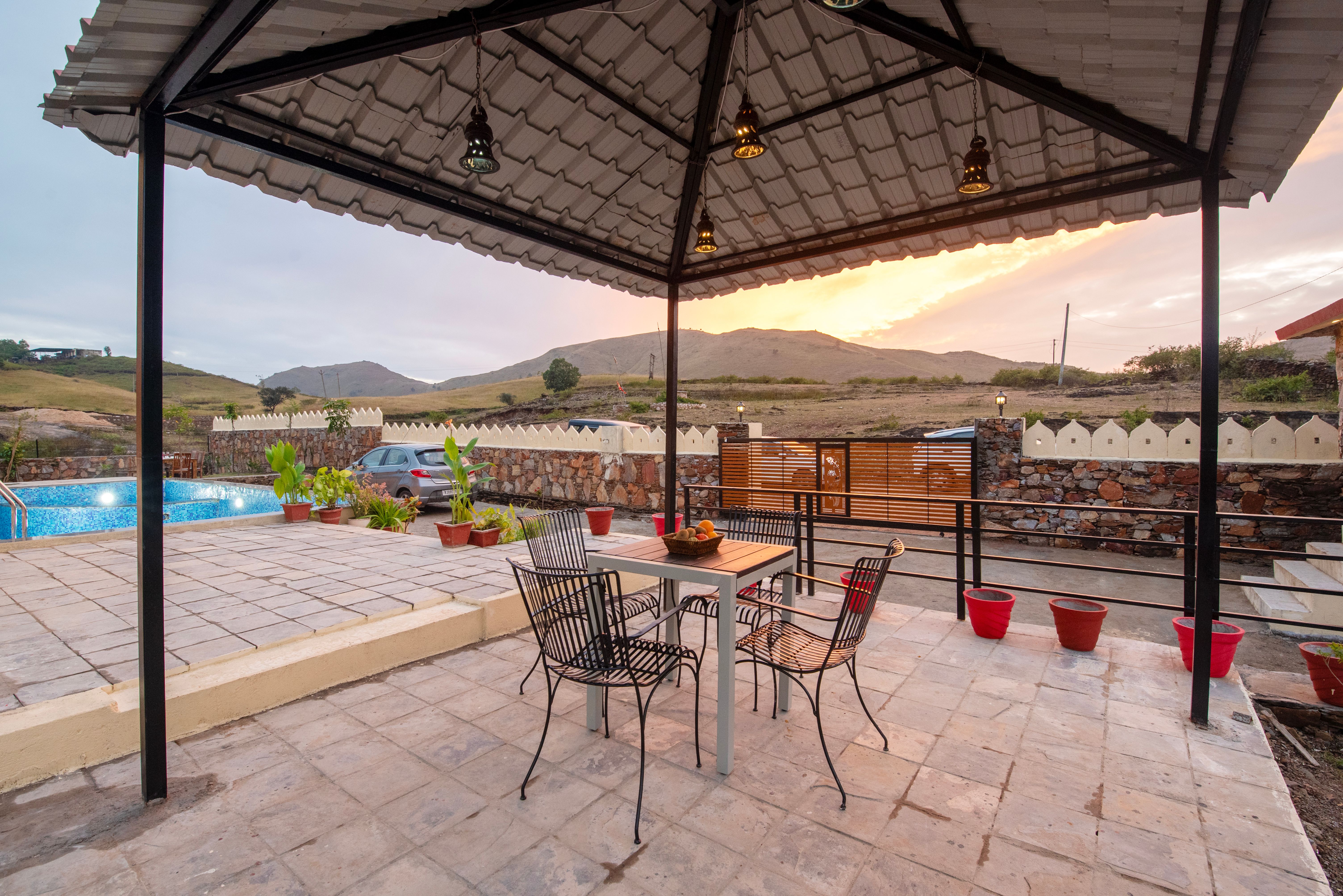 Colonel Retreat | 3-BHK Hideaway with Private Pool & Gardens Near Ubeshwar Mahadev Temple — photo 2