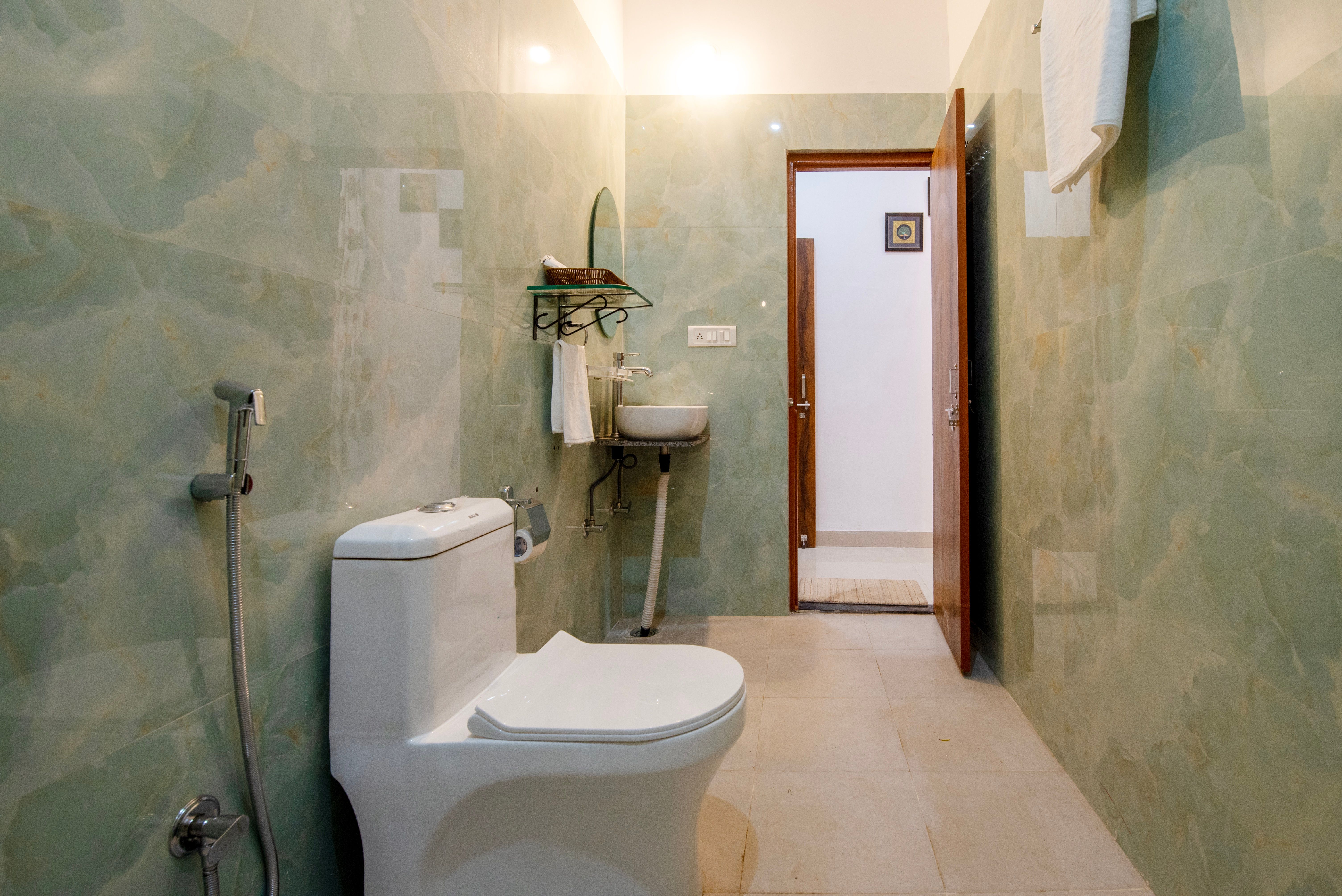 Colonel Retreat | 3-BHK Hideaway with Private Pool & Gardens Near Ubeshwar Mahadev Temple — photo 15