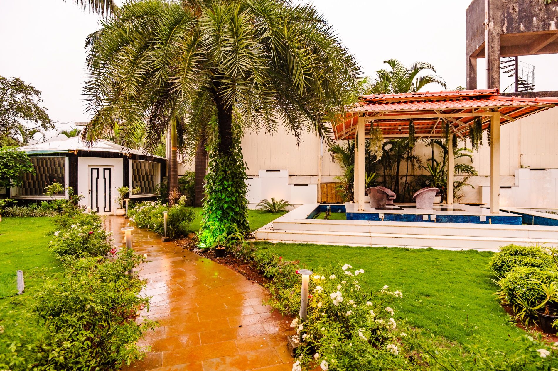 Moonstone Meadows | 9-BHK Retreat With Private Pool, Garden, Gazebo & Jacuzzi — photo 22