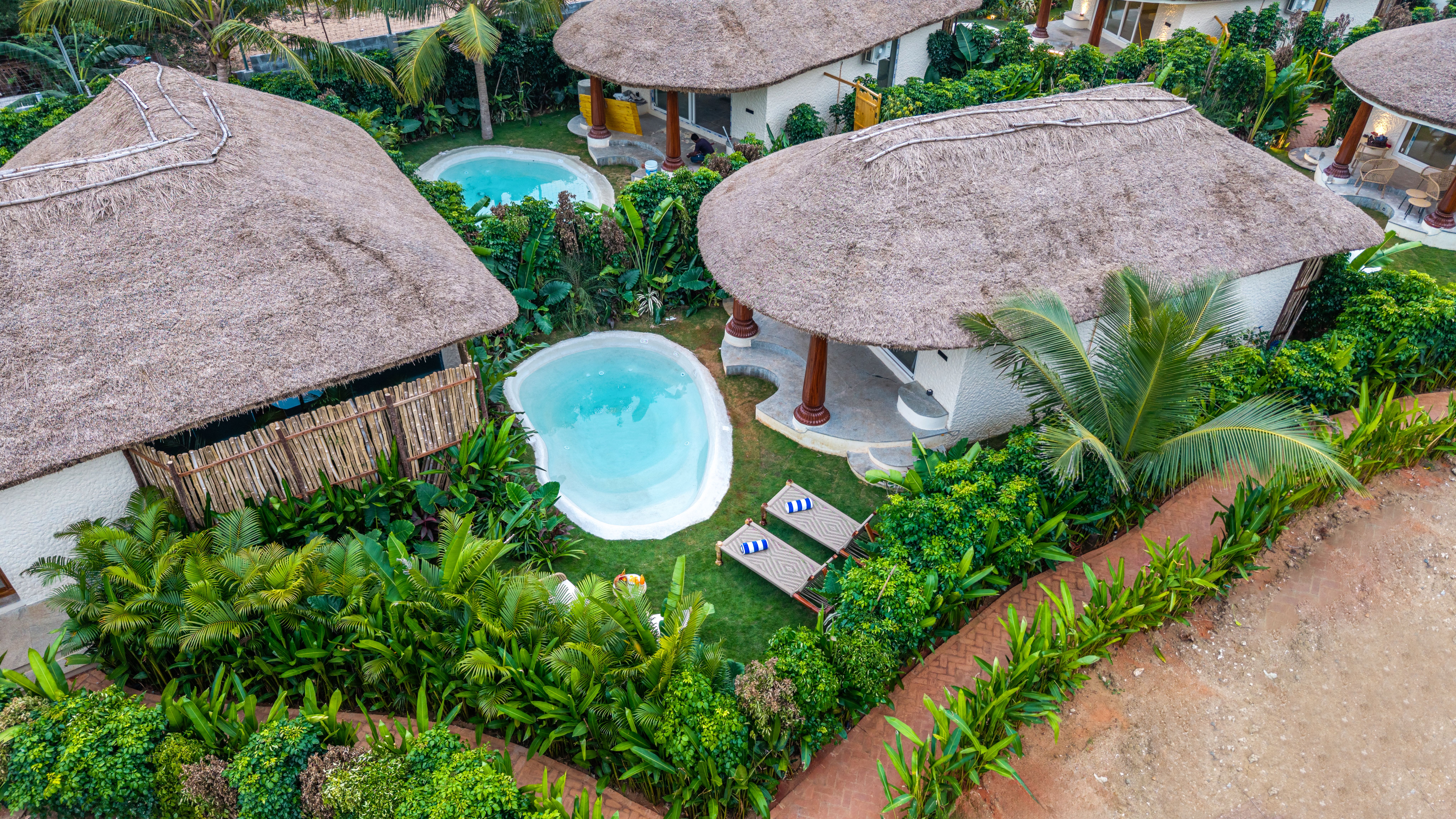 Mallai | 1 Suite With Private Garden, Sit out, & Plunge Pool | 15 Mins from Panch Ratnas — photo 6