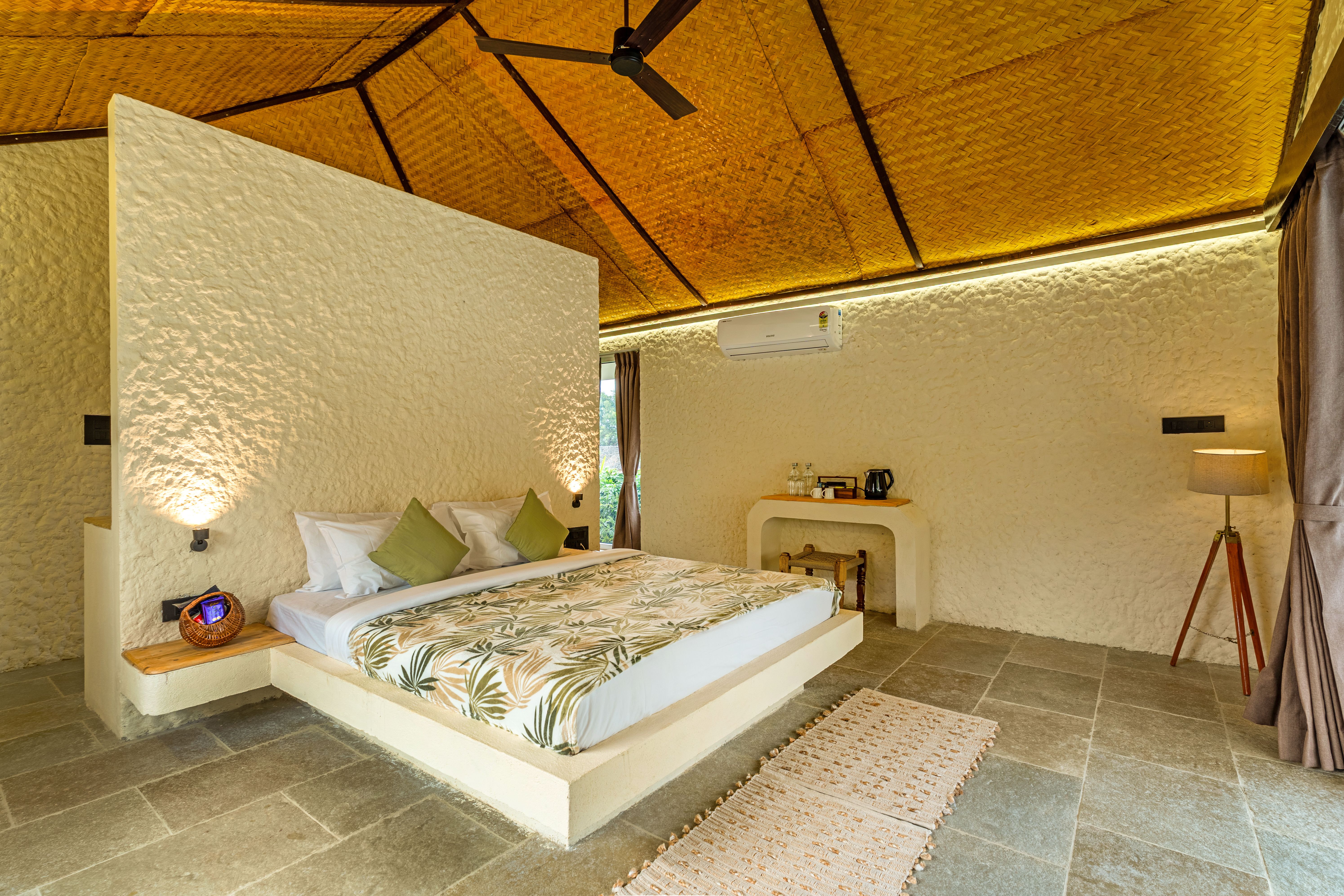 Mallai | 1 Suite With Private Garden, Sit out, & Plunge Pool | 15 Mins from Panch Ratnas — photo 10