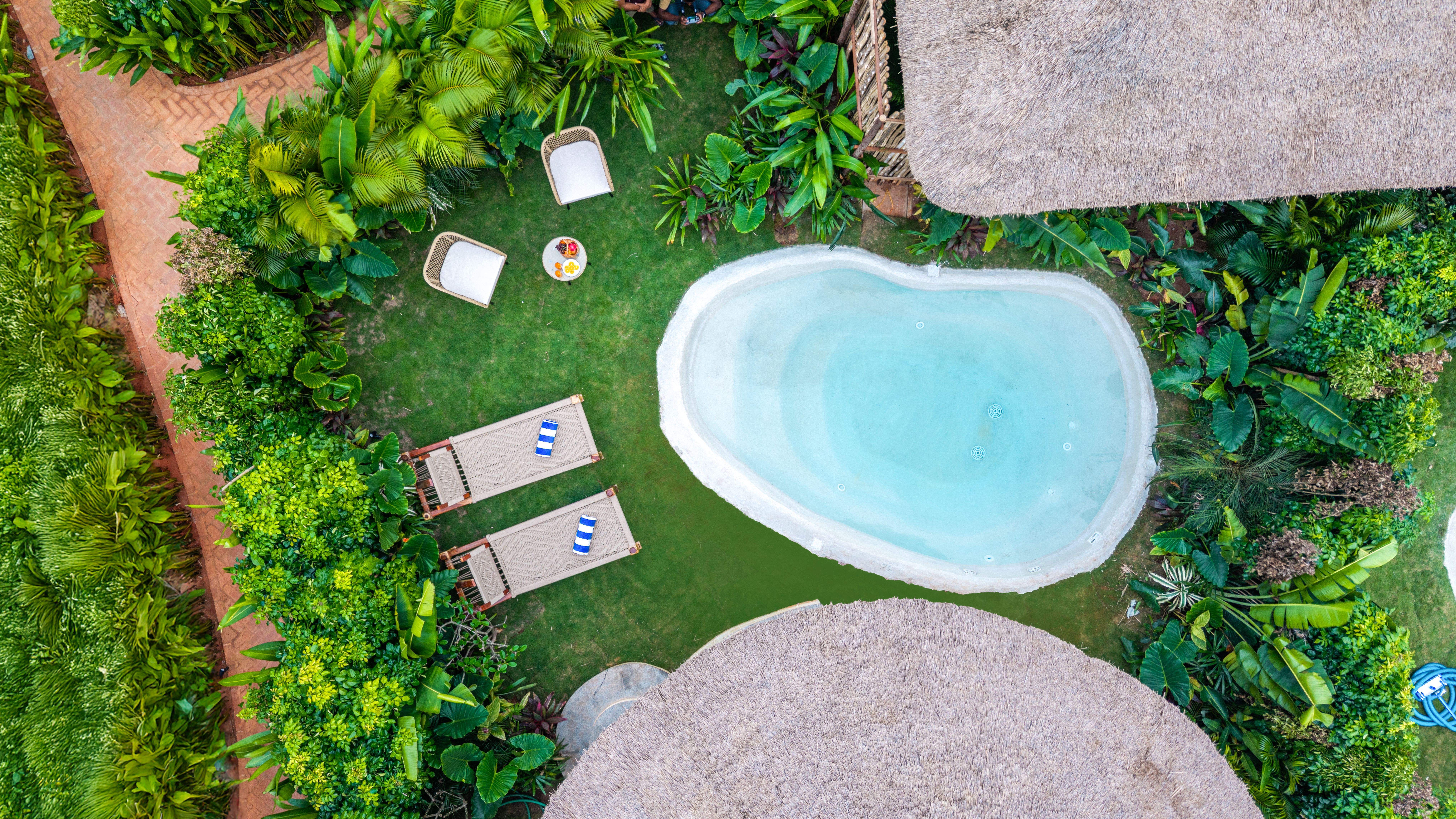 Mallai | 1 Suite With Private Garden, Sit out, & Plunge Pool | 15 Mins from Panch Ratnas