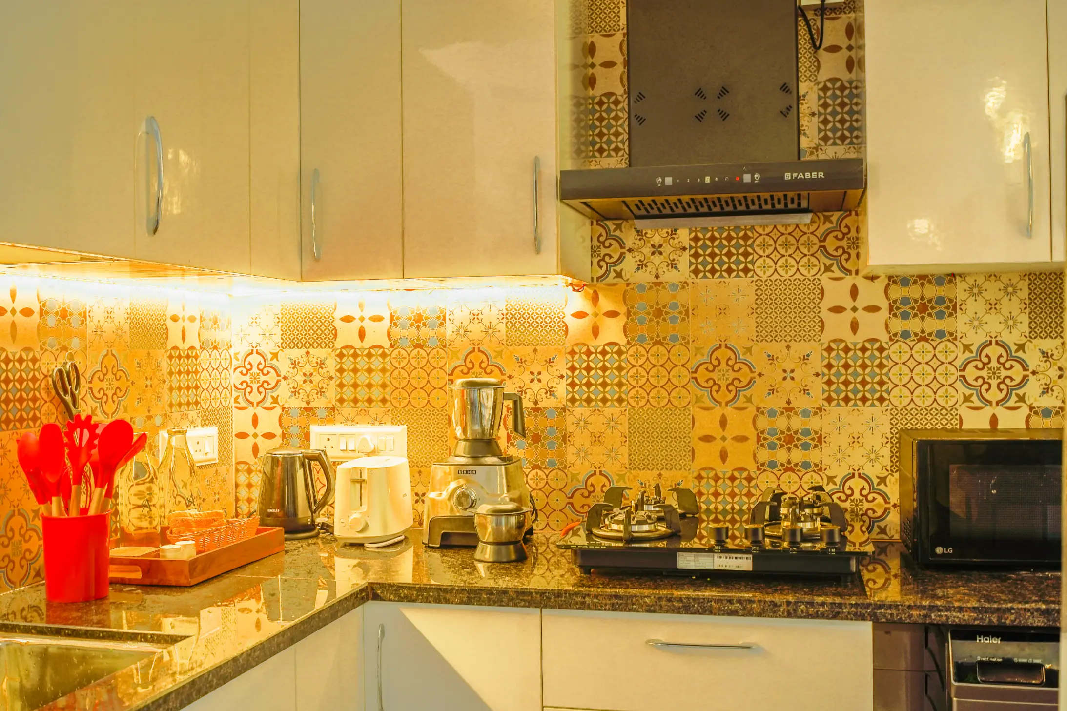 Veera Marina | Charming 2-BHK Apt With Common Pools, Clubhouse & Lift — photo 19