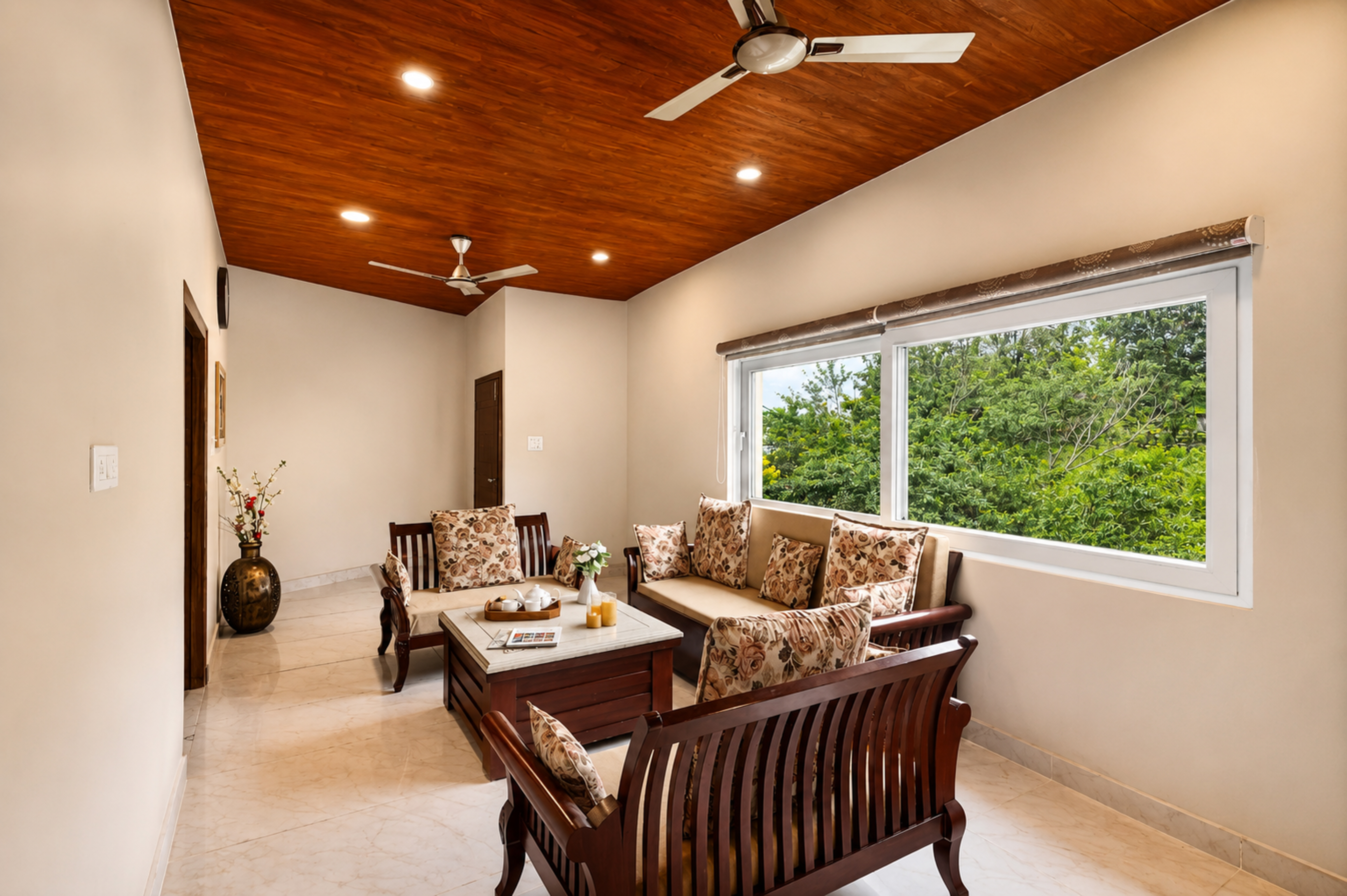 Karinya Villas Fern| Scenic Hill View 1-BHK Villa With Sit Out , Shared Gazebo and Garden — photo 8