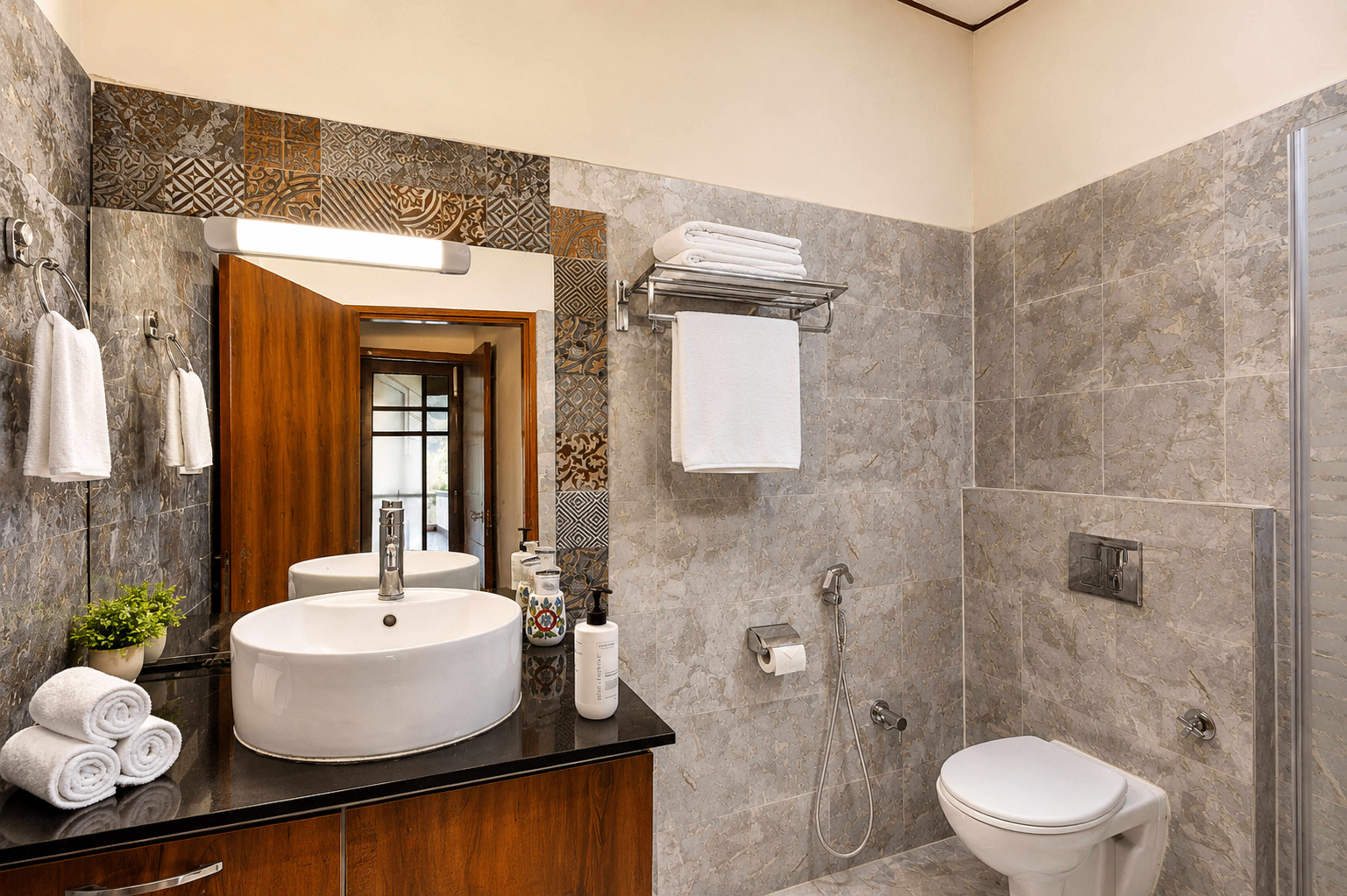 Karinya Villas Fern| Scenic Hill View 1-BHK Villa With Sit Out , Shared Gazebo and Garden — photo 19