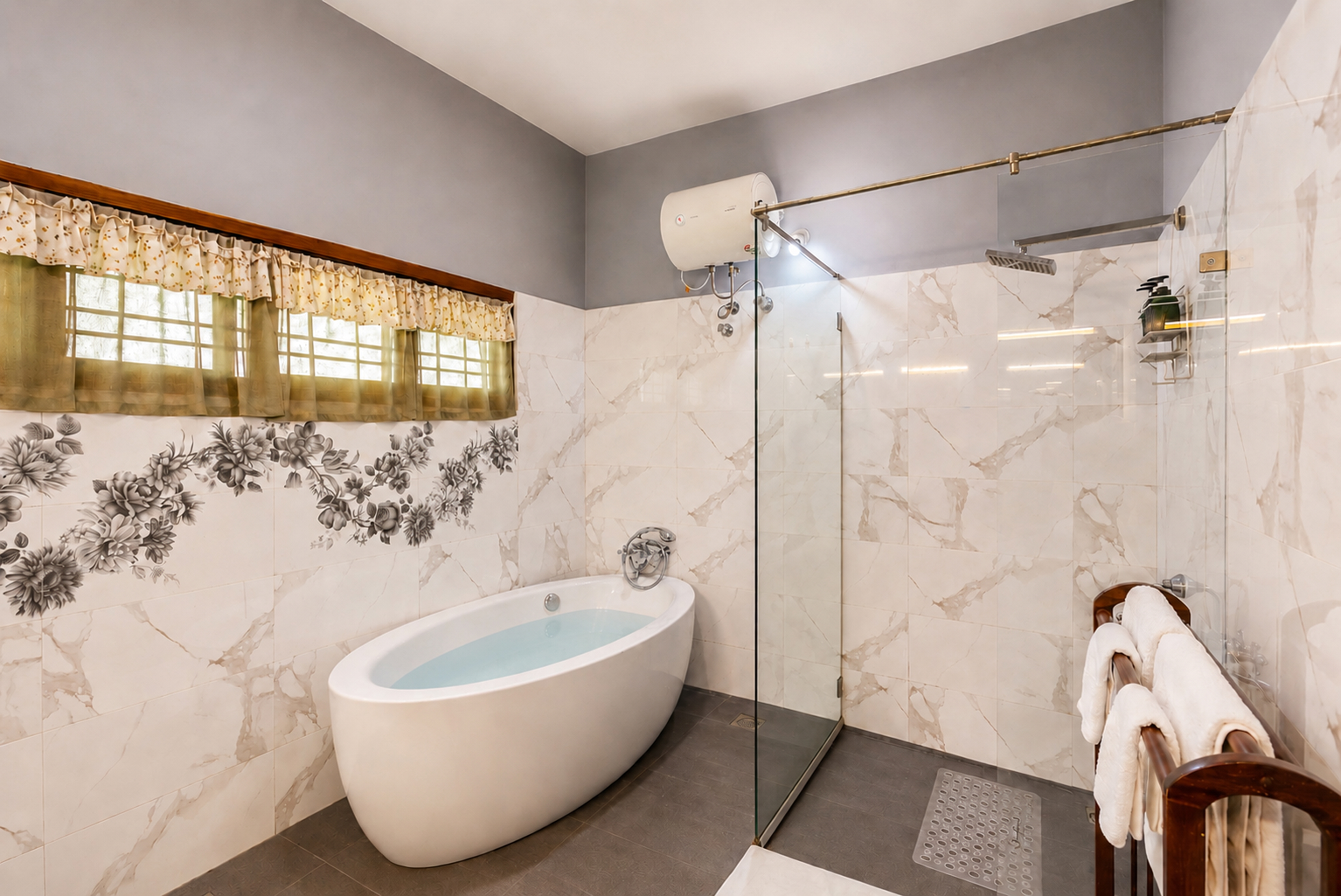 Mercara Hill | 3 BHK Pet-Friendly Retreat With Private Open-air Jacuzzi, Outdoor Seating, Verandah Sit Out & Garden — photo 13