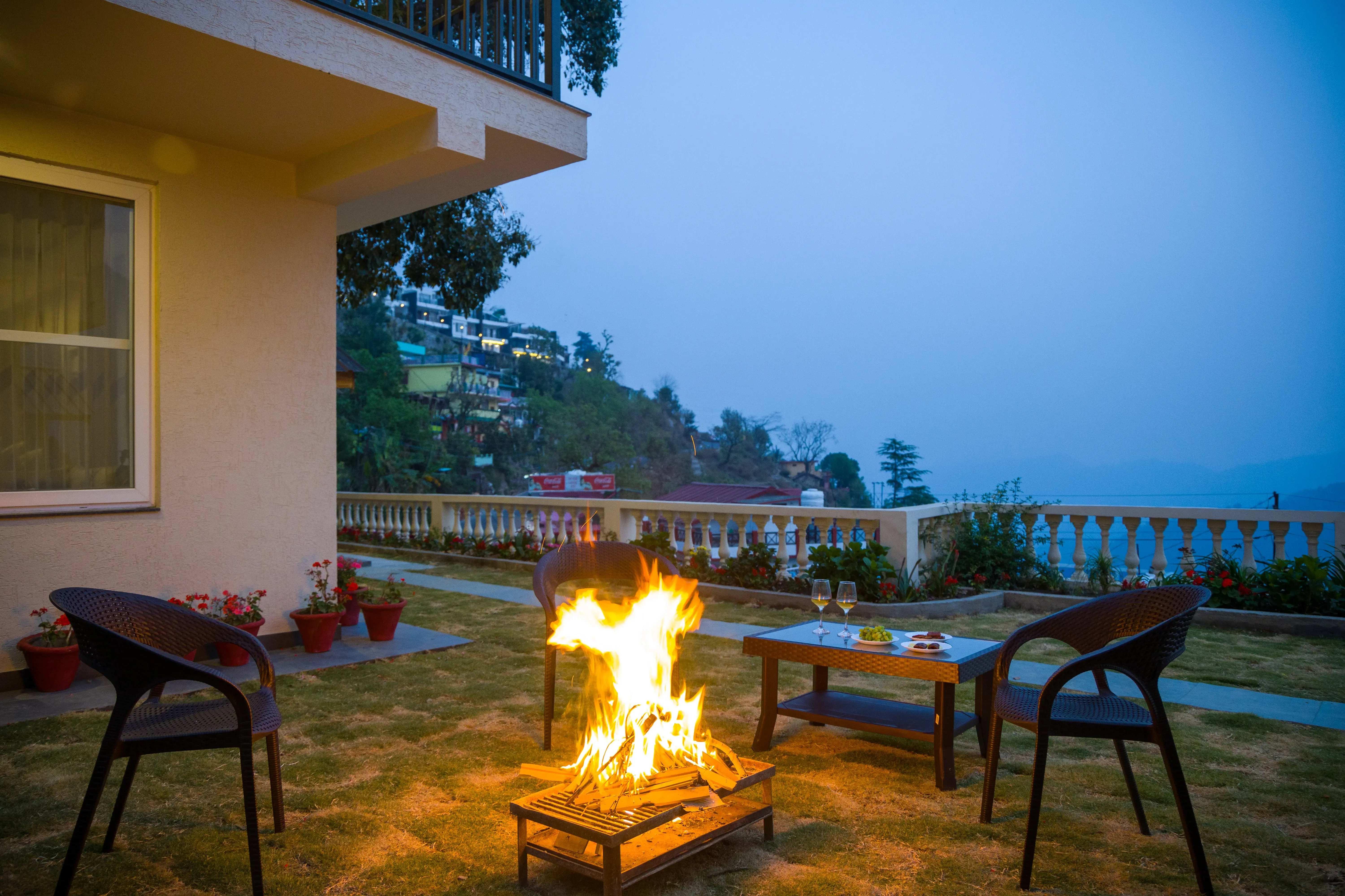 Twin Chalets | 4-BHK Pet-friendly Escape With Valley-facing lawn, Terrace & 2 Living Rooms — photo 6