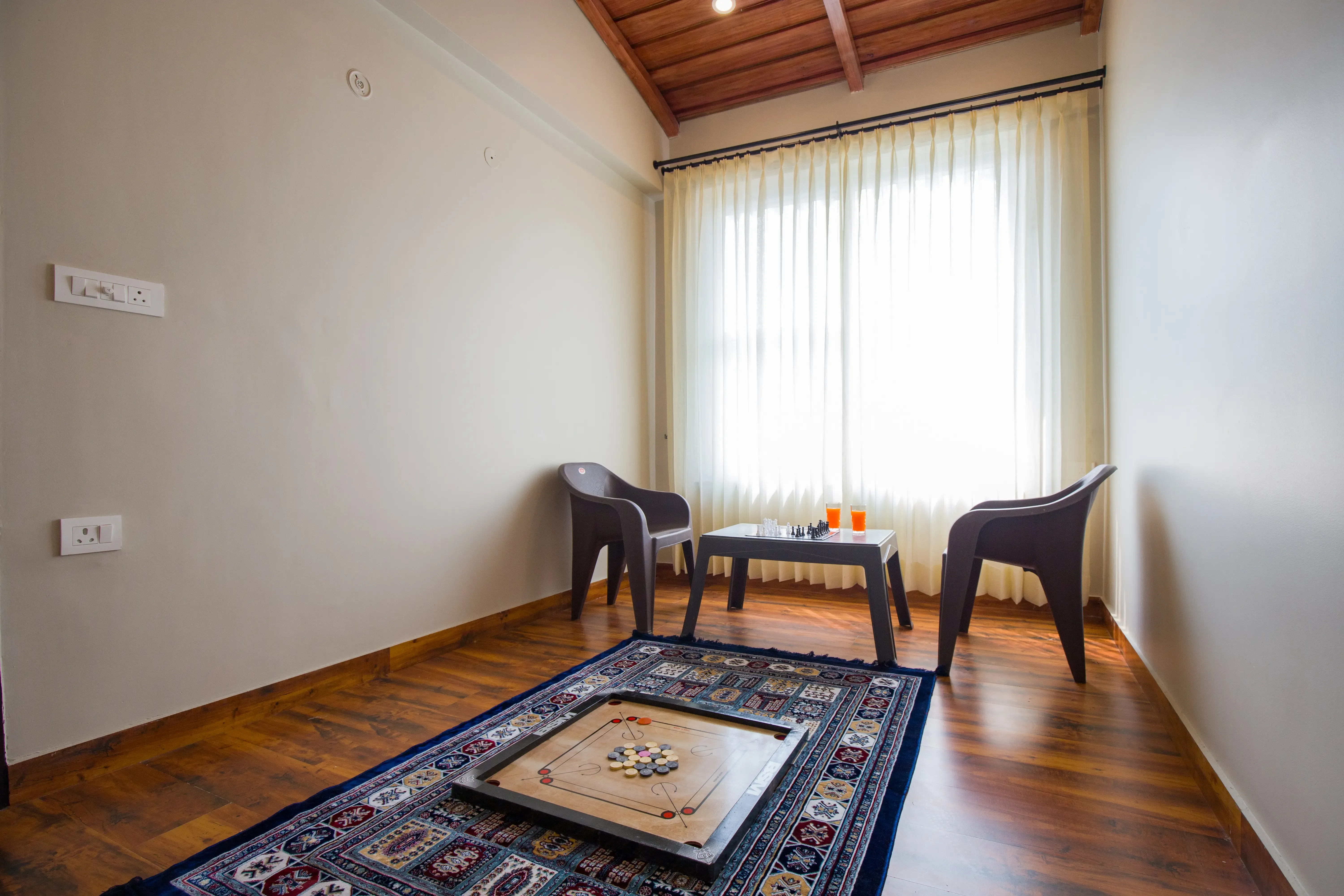 Twin Chalets | 4-BHK Pet-friendly Escape With Valley-facing lawn, Terrace & 2 Living Rooms — photo 10