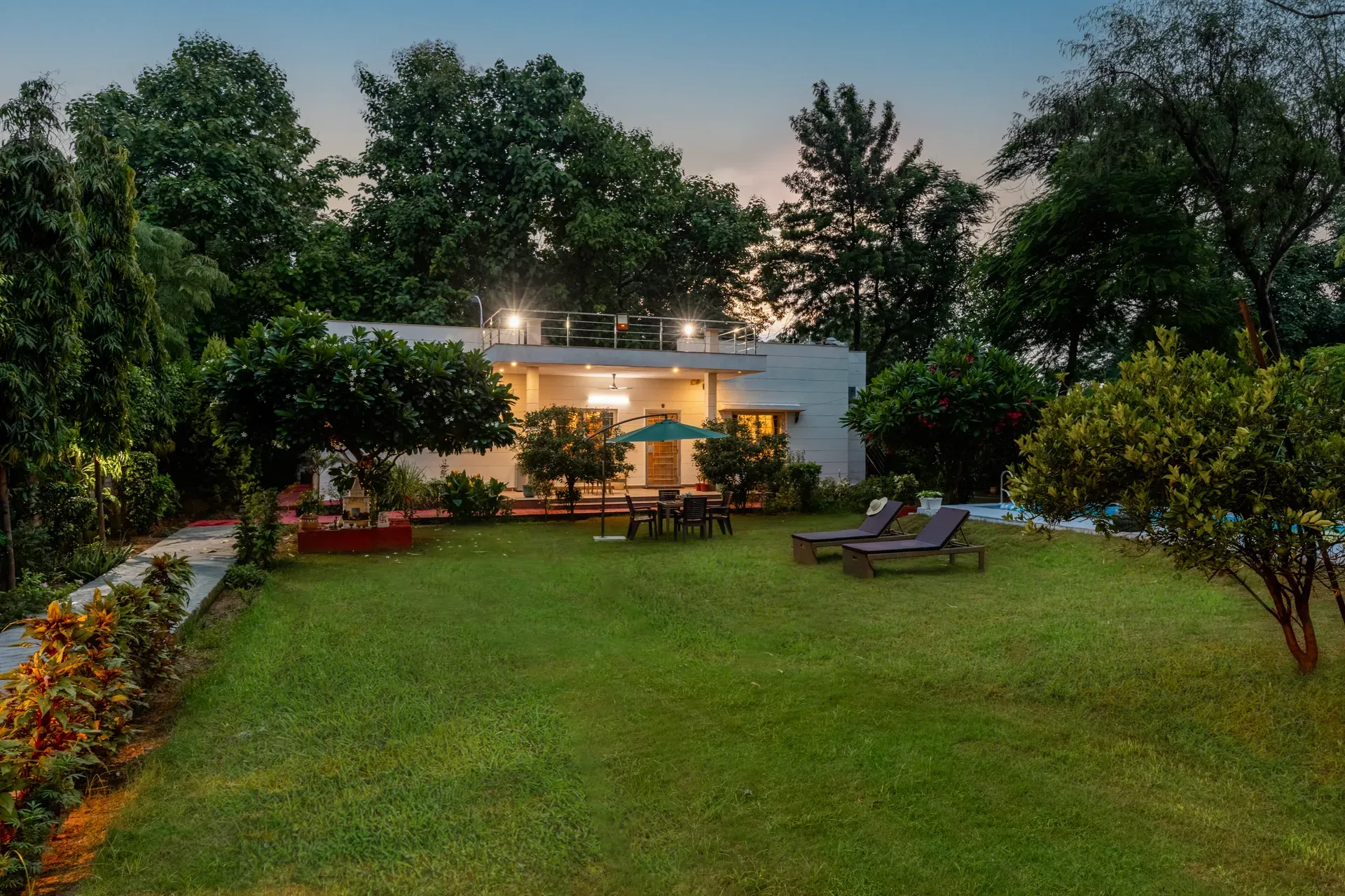 Daffodil | Pet-friendly 3-BHK Villa With Pvt Pool & Garden — photo 7
