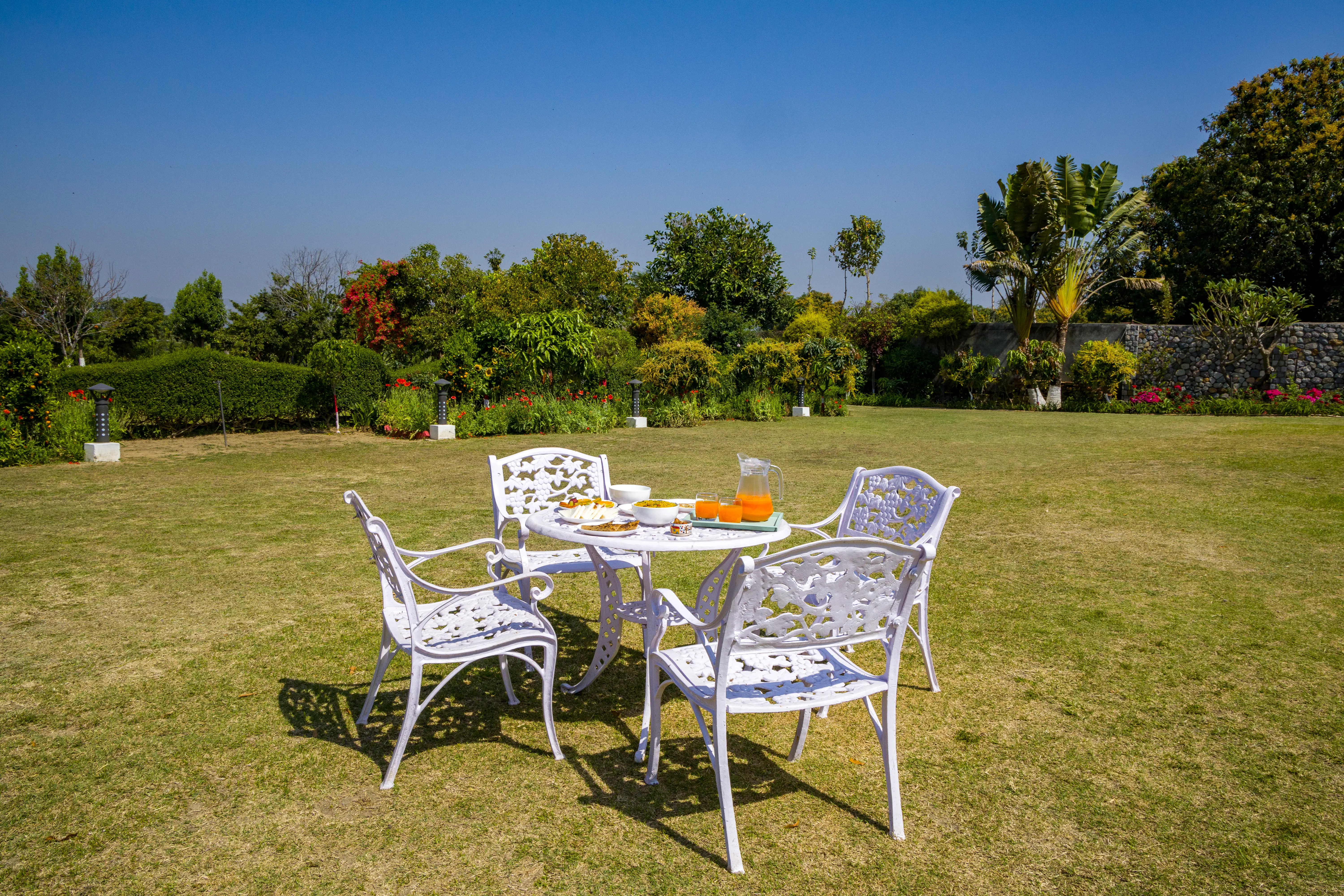 Farm Naturelle | Serene 3-BHK Farmhouse With Near Jim Corbett With Pvt Swimming Pool, Garden, Terrace & Orchards — photo 4