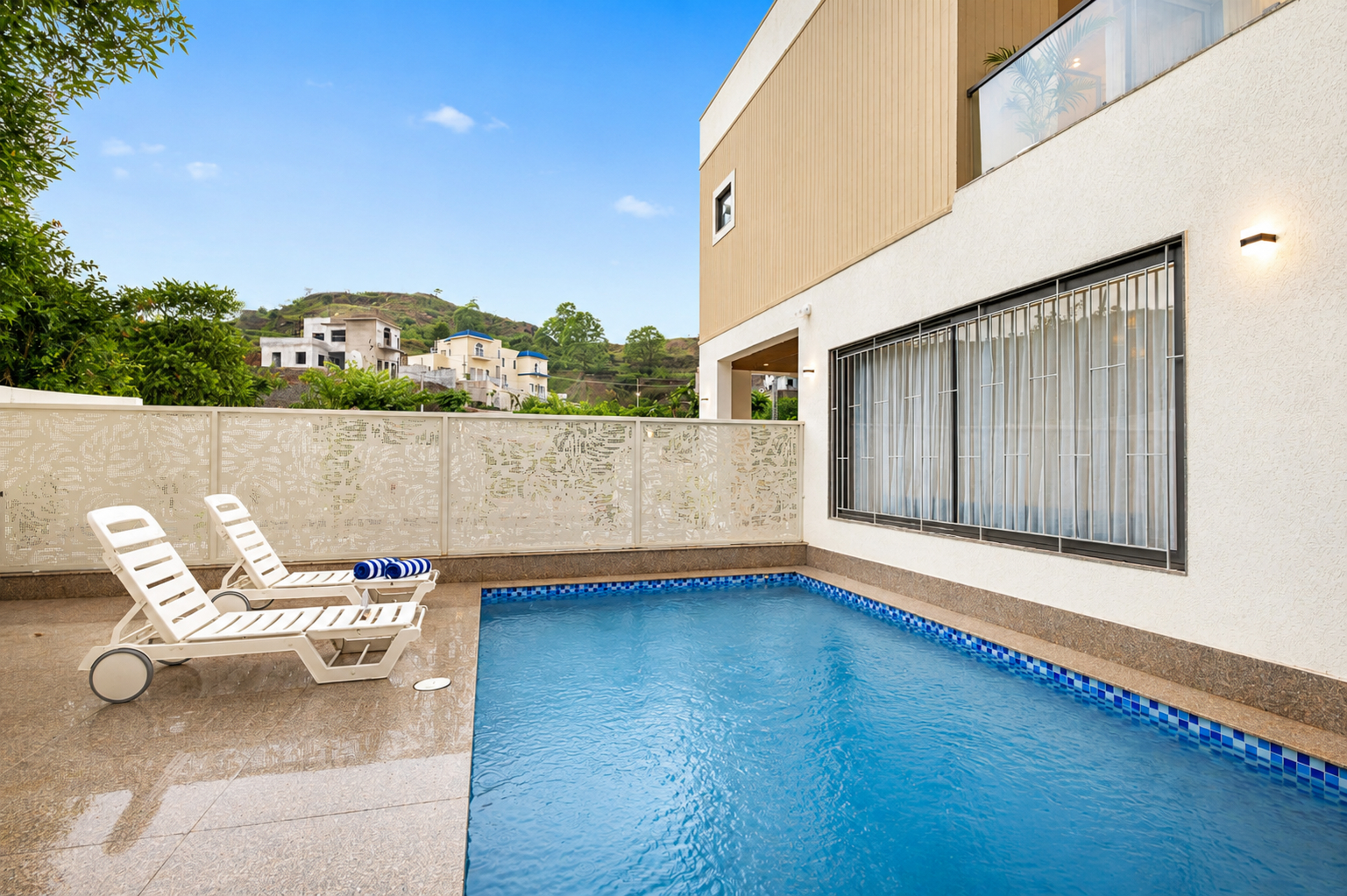 Shourya Aravalli | 4 BHK Villa with Private Pool, Garden Sit-Out & Aravalli Hill Views — photo 2