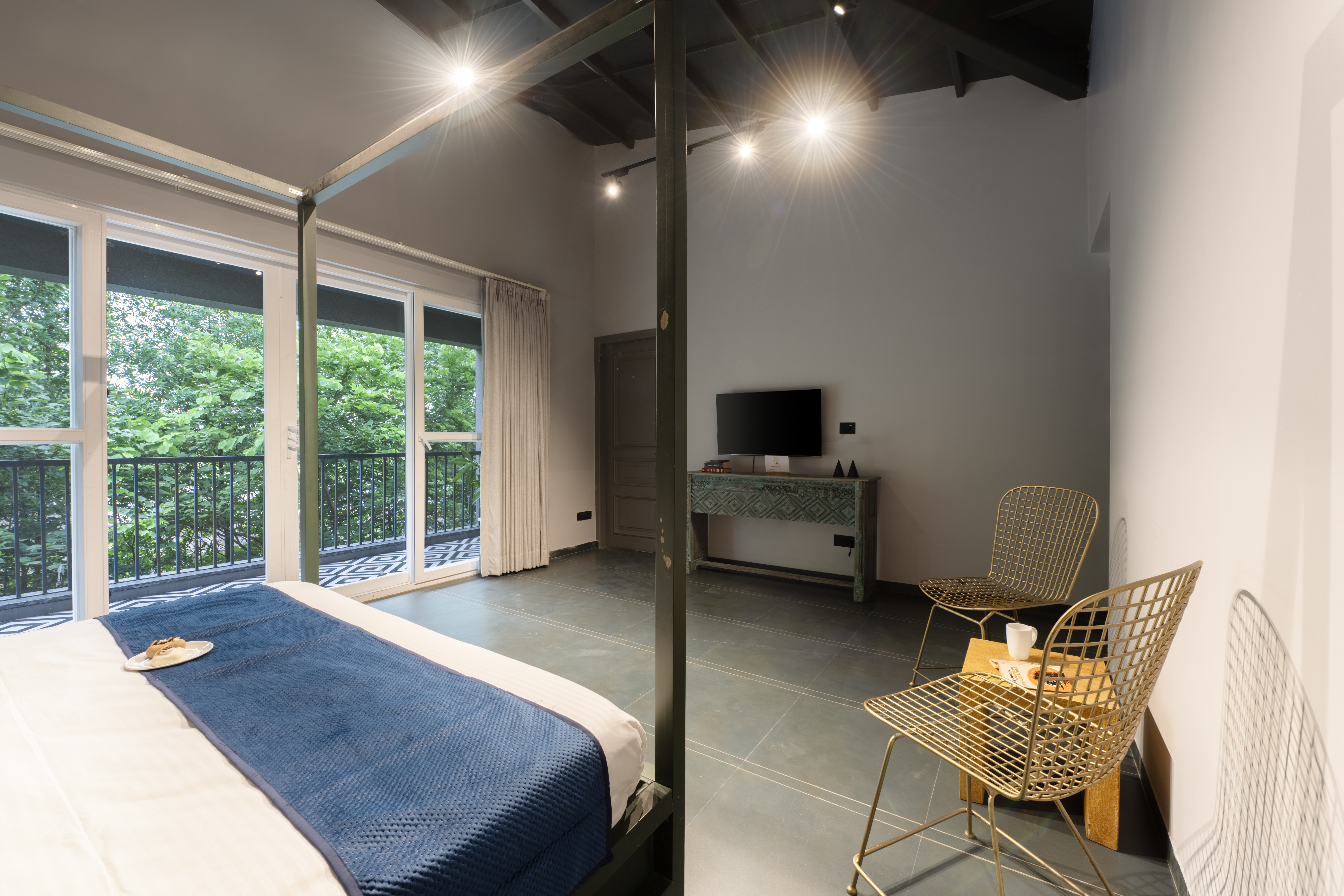 Skylark Estate | 5-BHK Forest-View Villa with Private Pool, Gazebo, Indoor Games Lounge, Bonfire Area, Terrace & Garden — photo 17