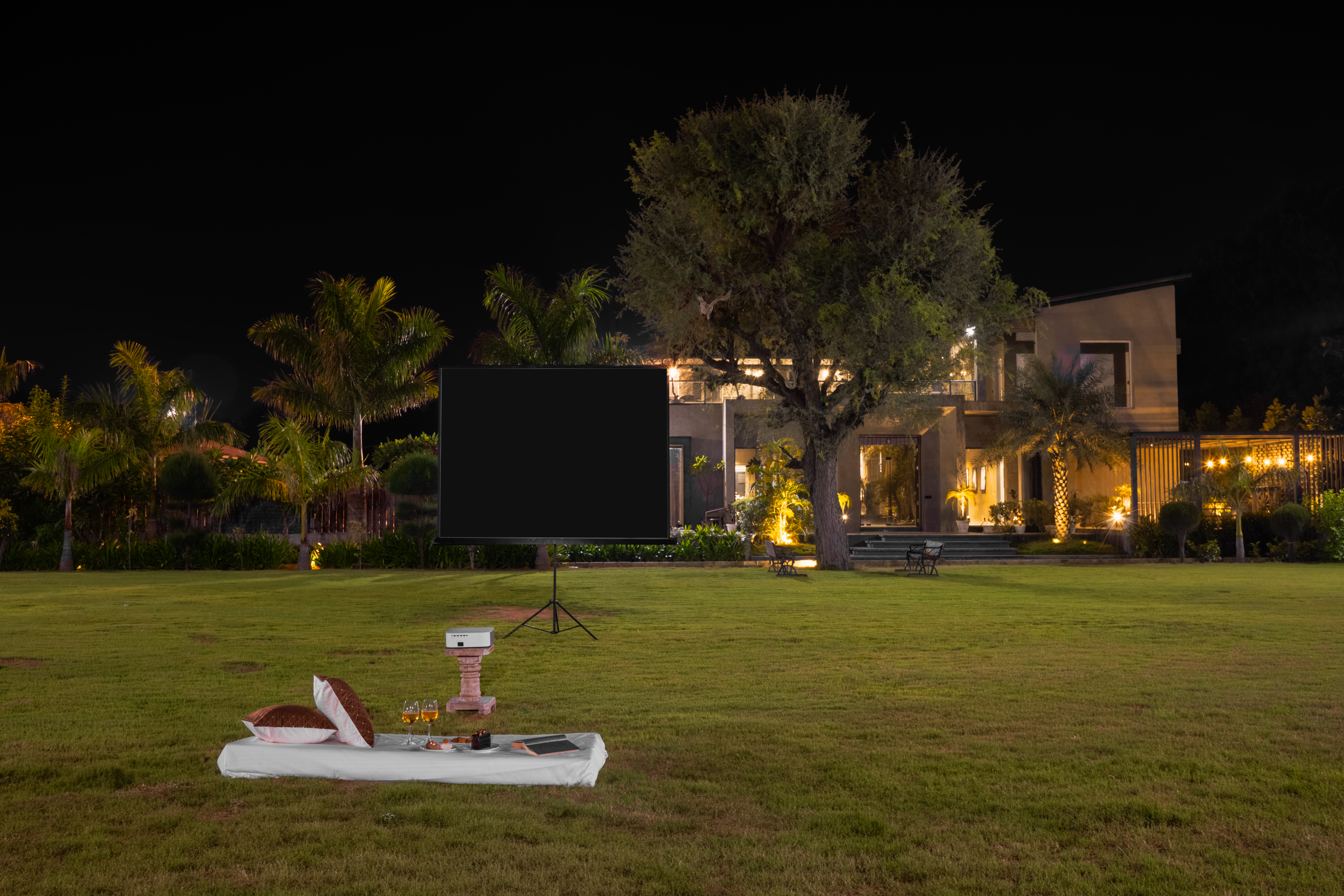Skylark Estate | 5-BHK Forest-View Villa with Private Pool, Gazebo, Indoor Games Lounge, Bonfire Area, Terrace & Garden — photo 9