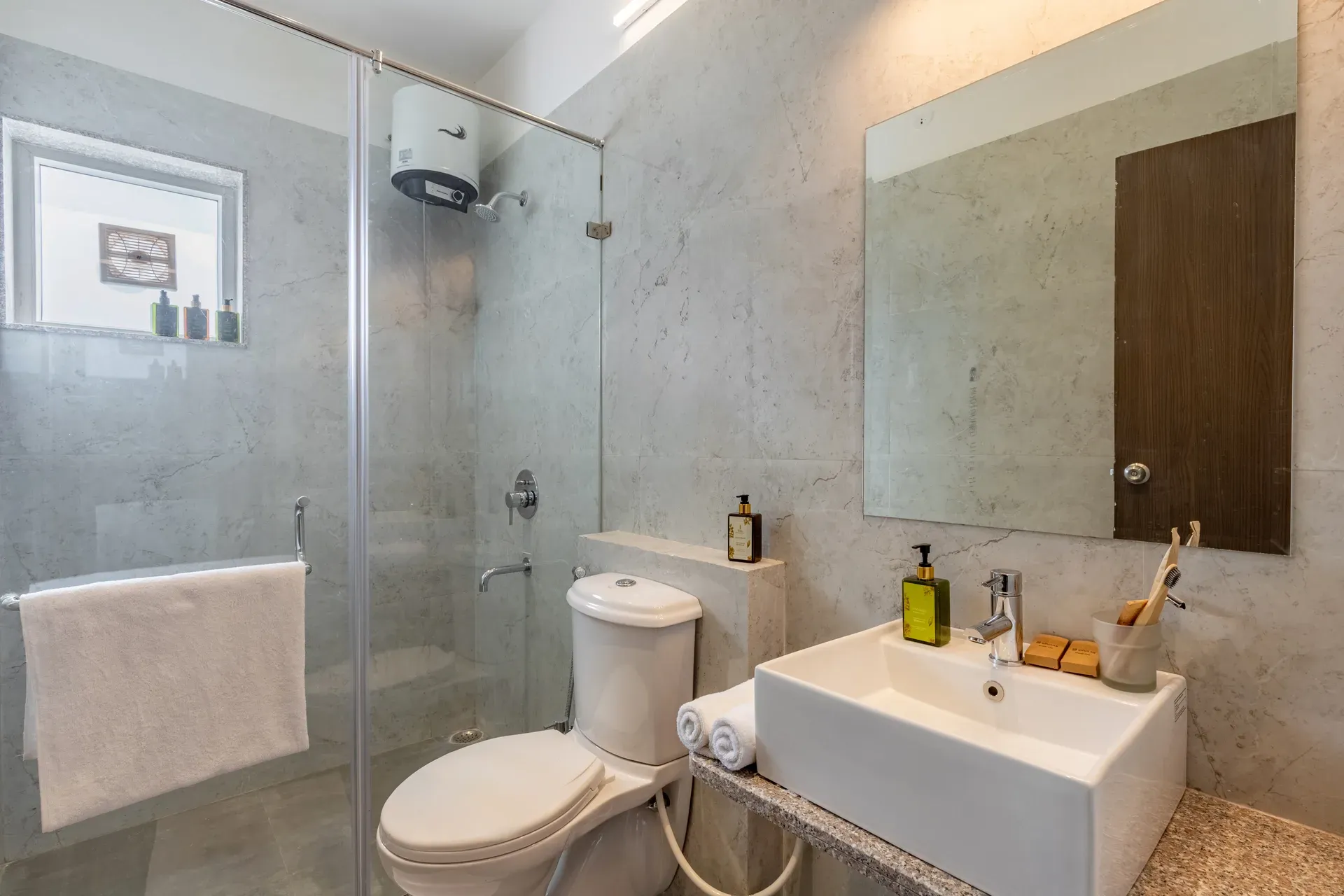 Shourya Zenna | 3-BHK | Pvt Pool & Garden | Terrace | Scenic Views — photo 28