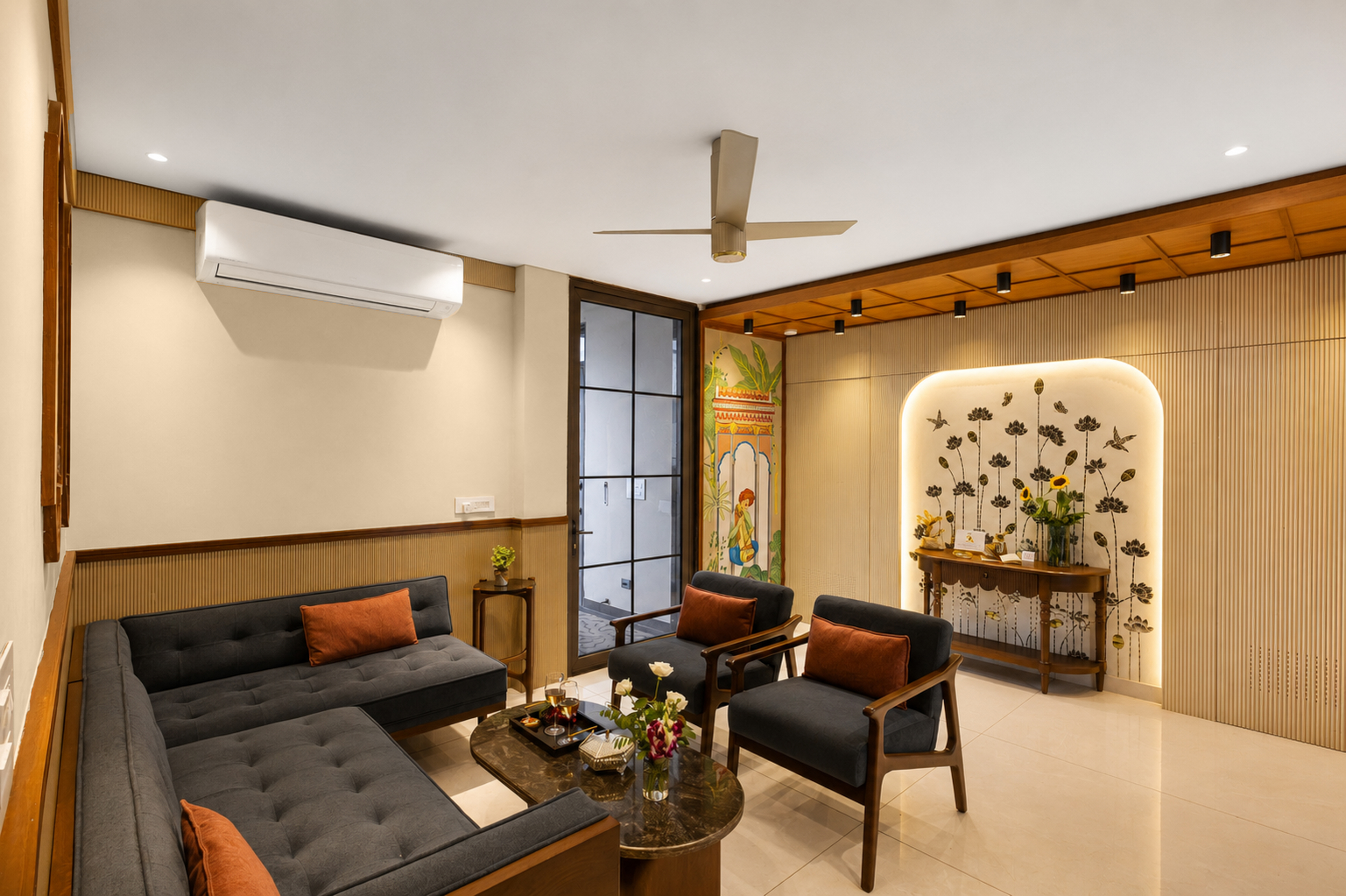 GIRI Penthouse | 2-BHK Penthouse with Terrace, Open-air bar, Lounge, Outdoor jacuzzi & Aravalli Views — photo 24