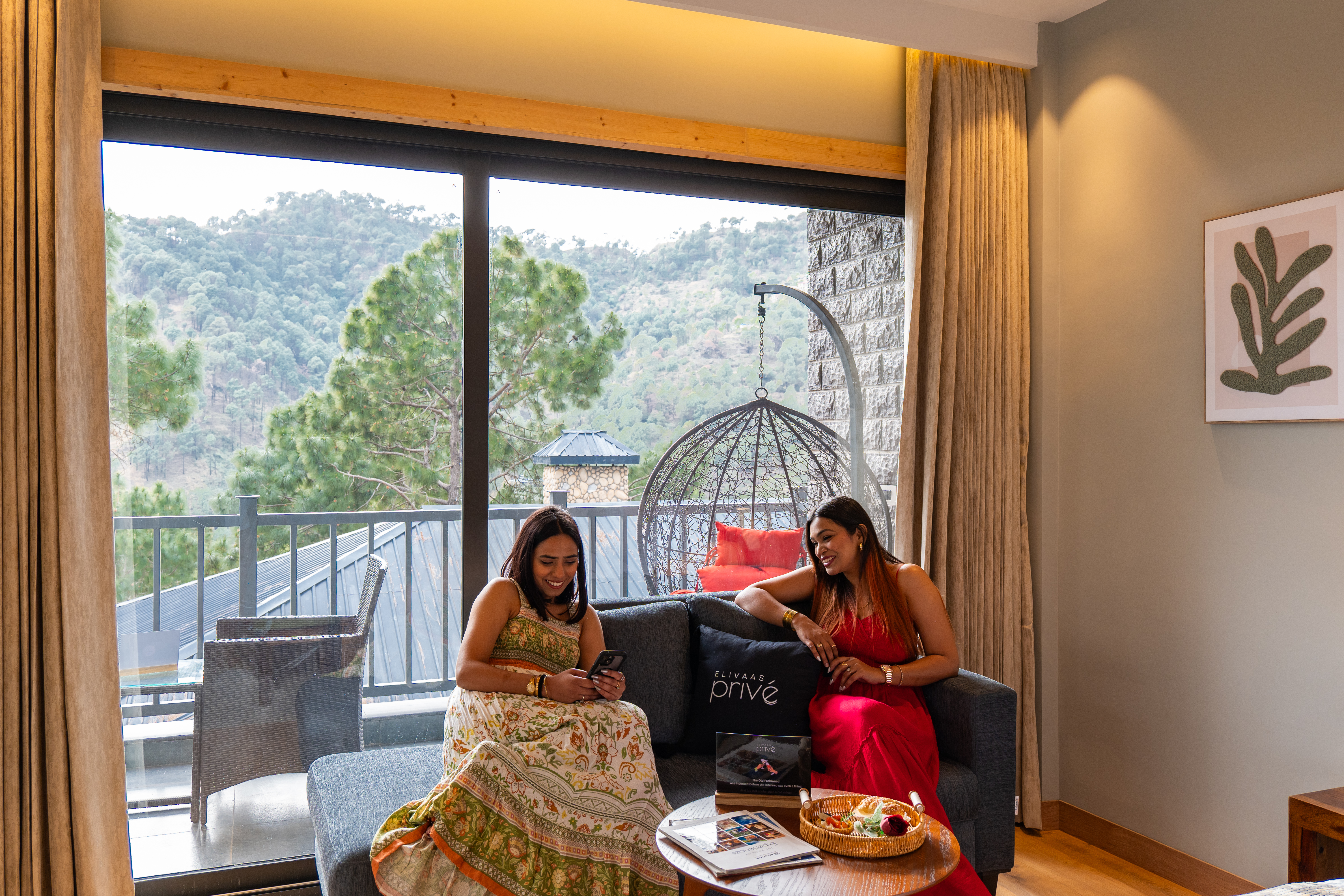 The Retreat Villa | 4-BHK Hillside Retreat with Indoor Pool, Jacuzzis | Near Kasauli Hill Station — photo 11