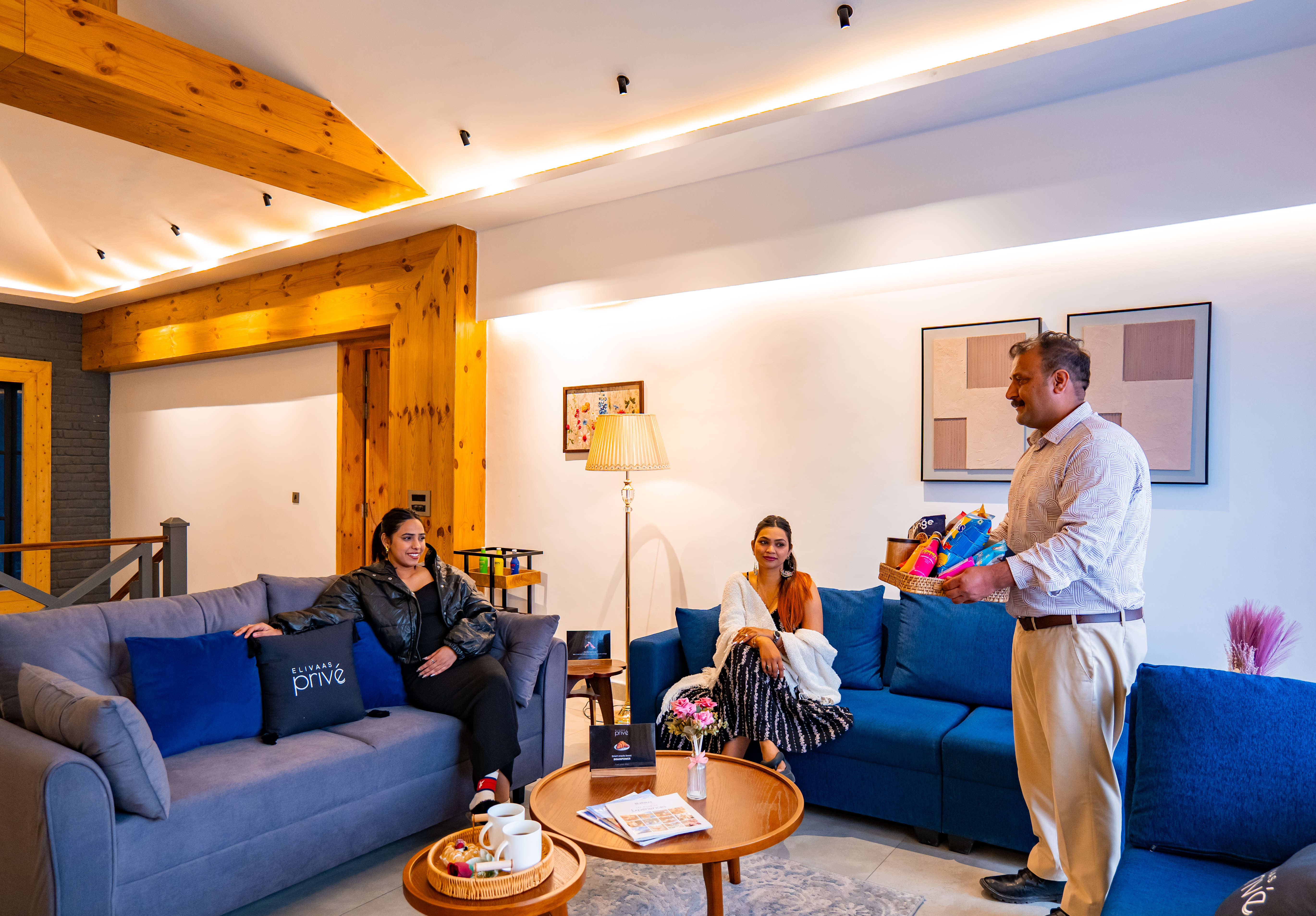 The Retreat Villa | 4-BHK Hillside Retreat with Indoor Pool, Jacuzzis | Near Kasauli Hill Station — photo 5
