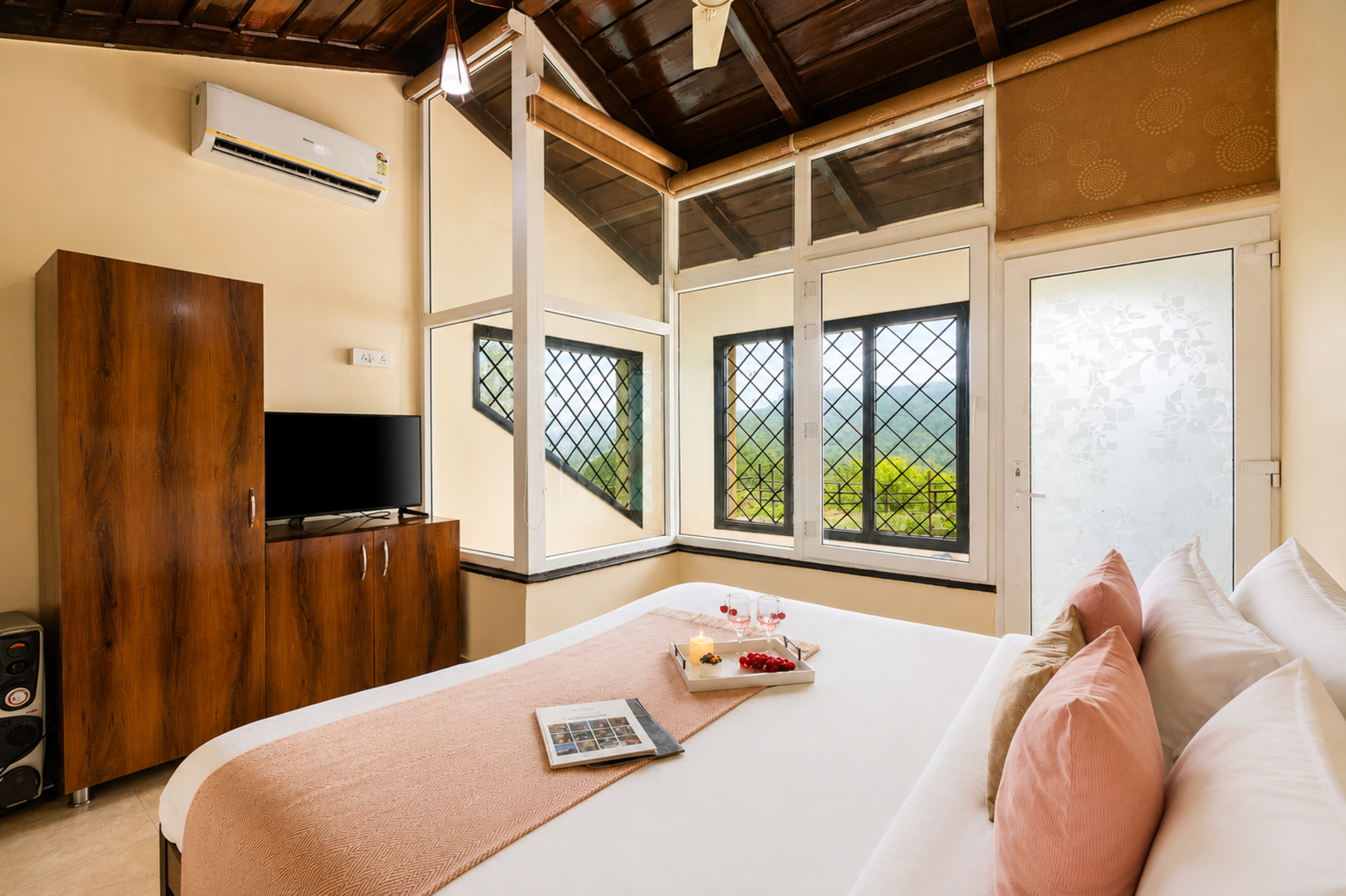 Karinya Villas Frond | Scenic Hill View 3-BHK Villa With Shared Gazebo and Garden — photo 14