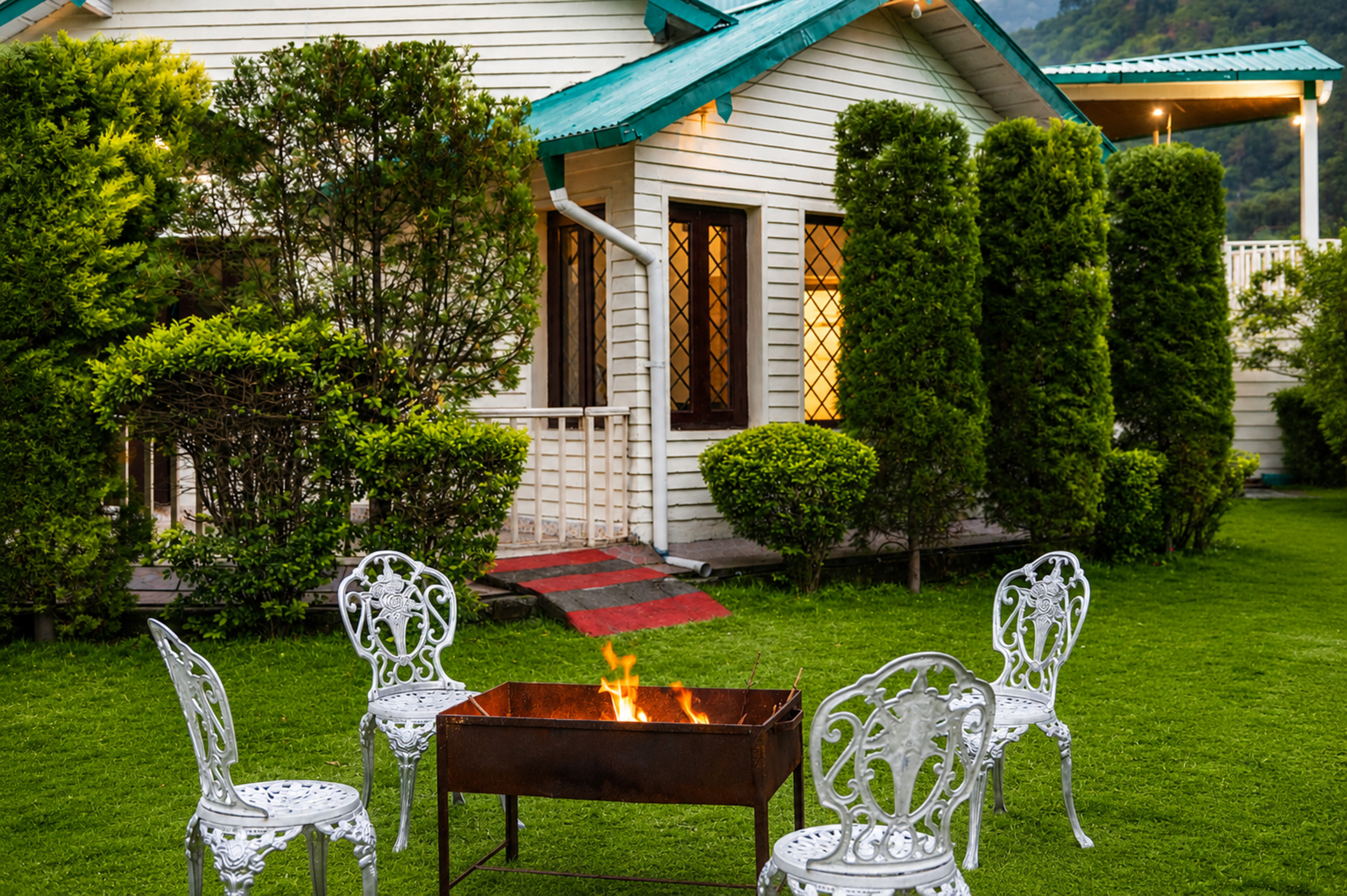 Karinya Villas Frond | Scenic Hill View 3-BHK Villa With Shared Gazebo and Garden — photo 2