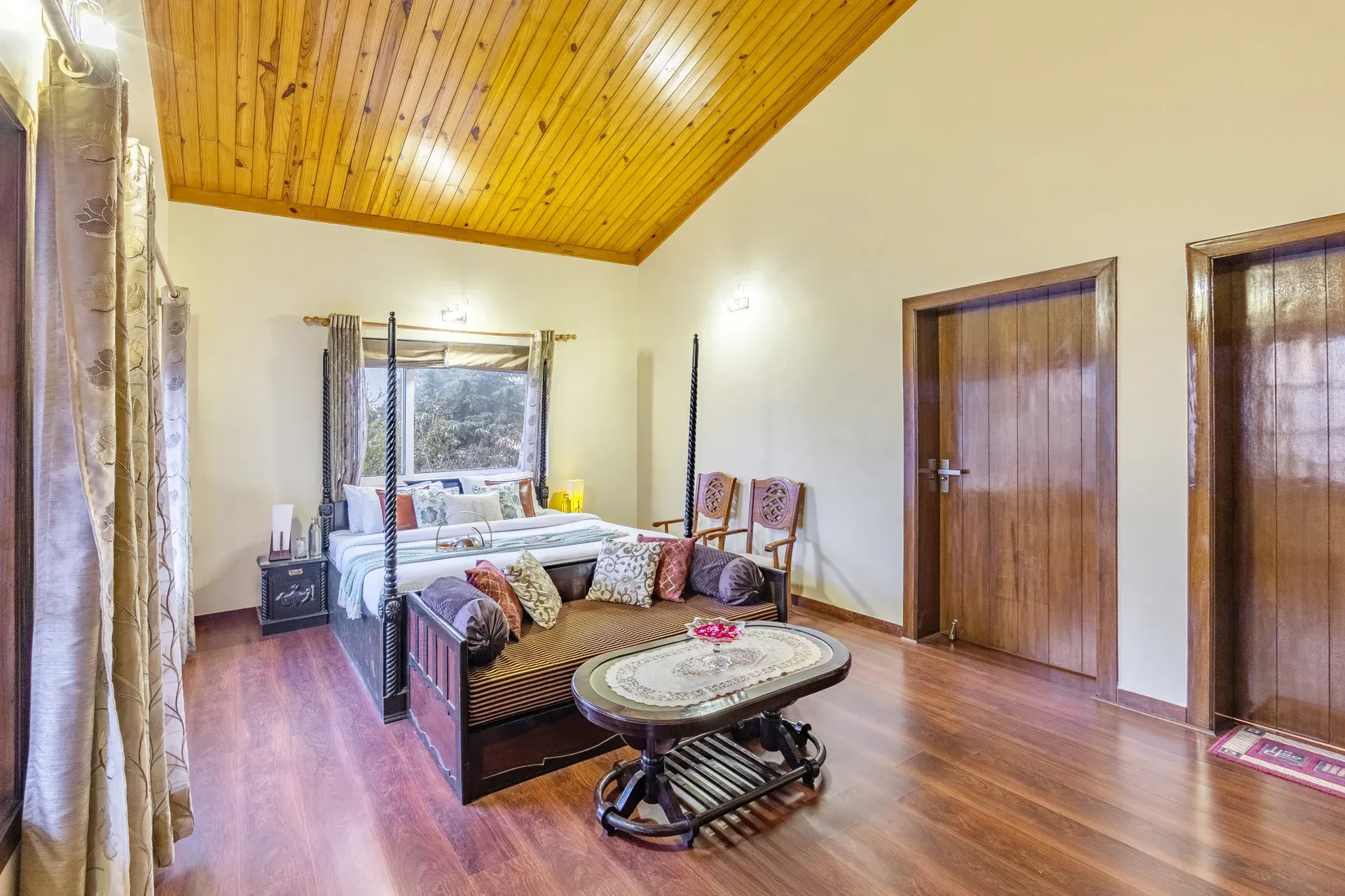 Villa Harmony | 2-BHK | Garden | Balcony | Hill view — photo 26