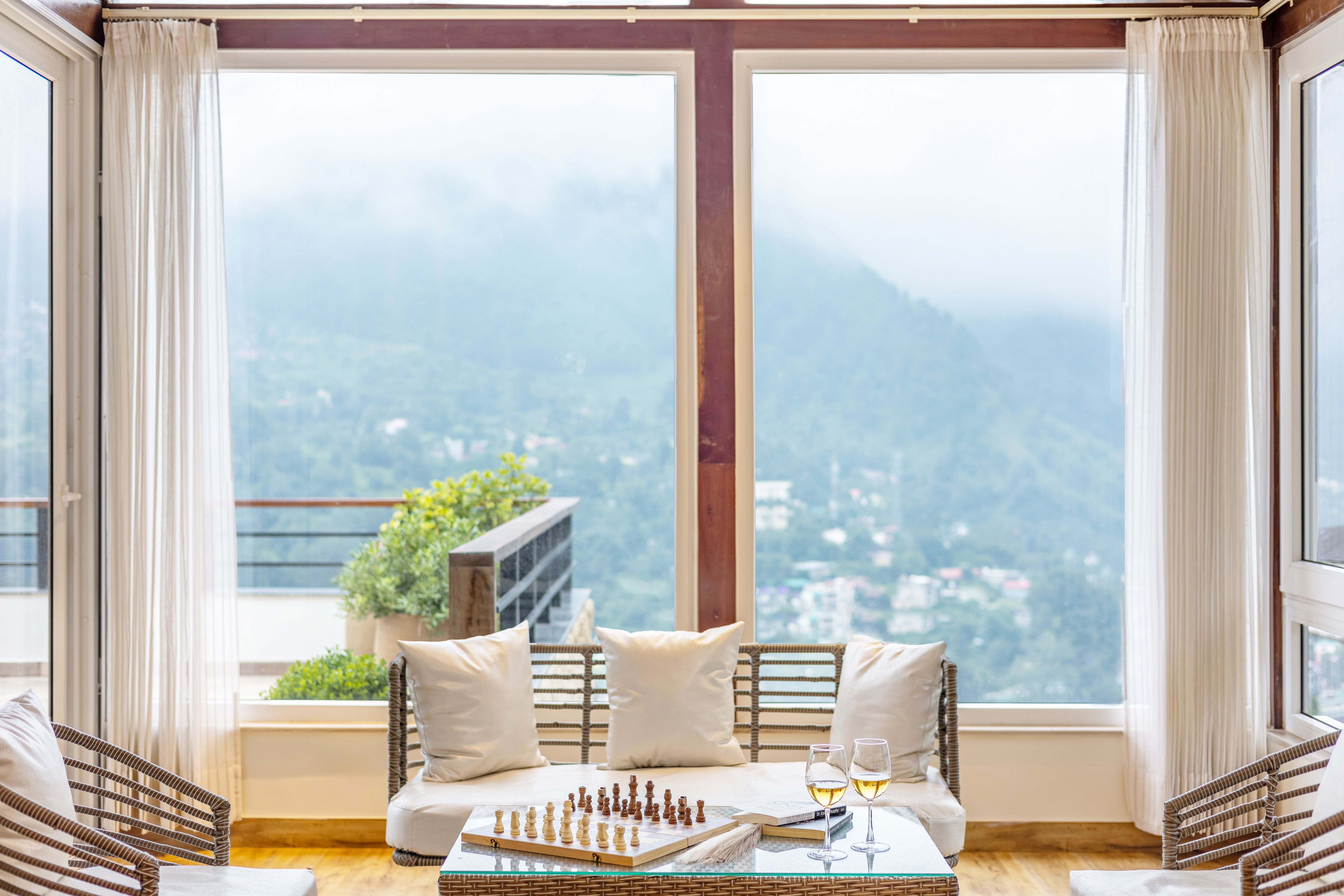Antarmann Casa Ember | 2-BHK | Terrace | Lake View — photo 3