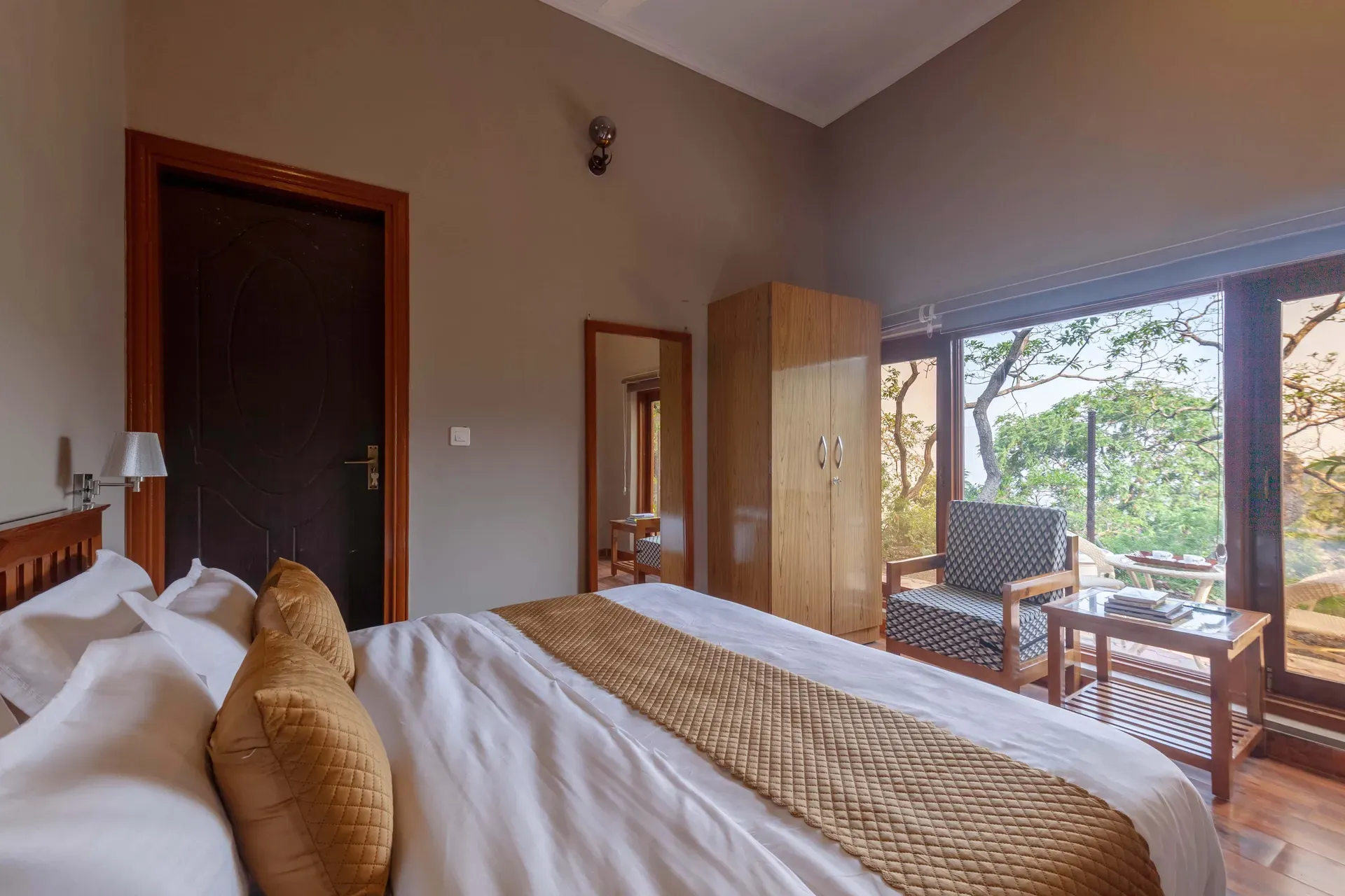 Amara Aether | 1 Bedroom | Outdoor Sitting Area | Hill Views | Pet friendly — photo 5
