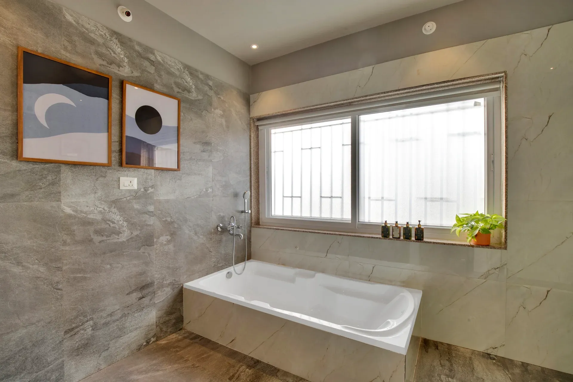 Shourya Bliss | 3-BHK | Pvt Pool & Garden | Scenic Views — photo 28