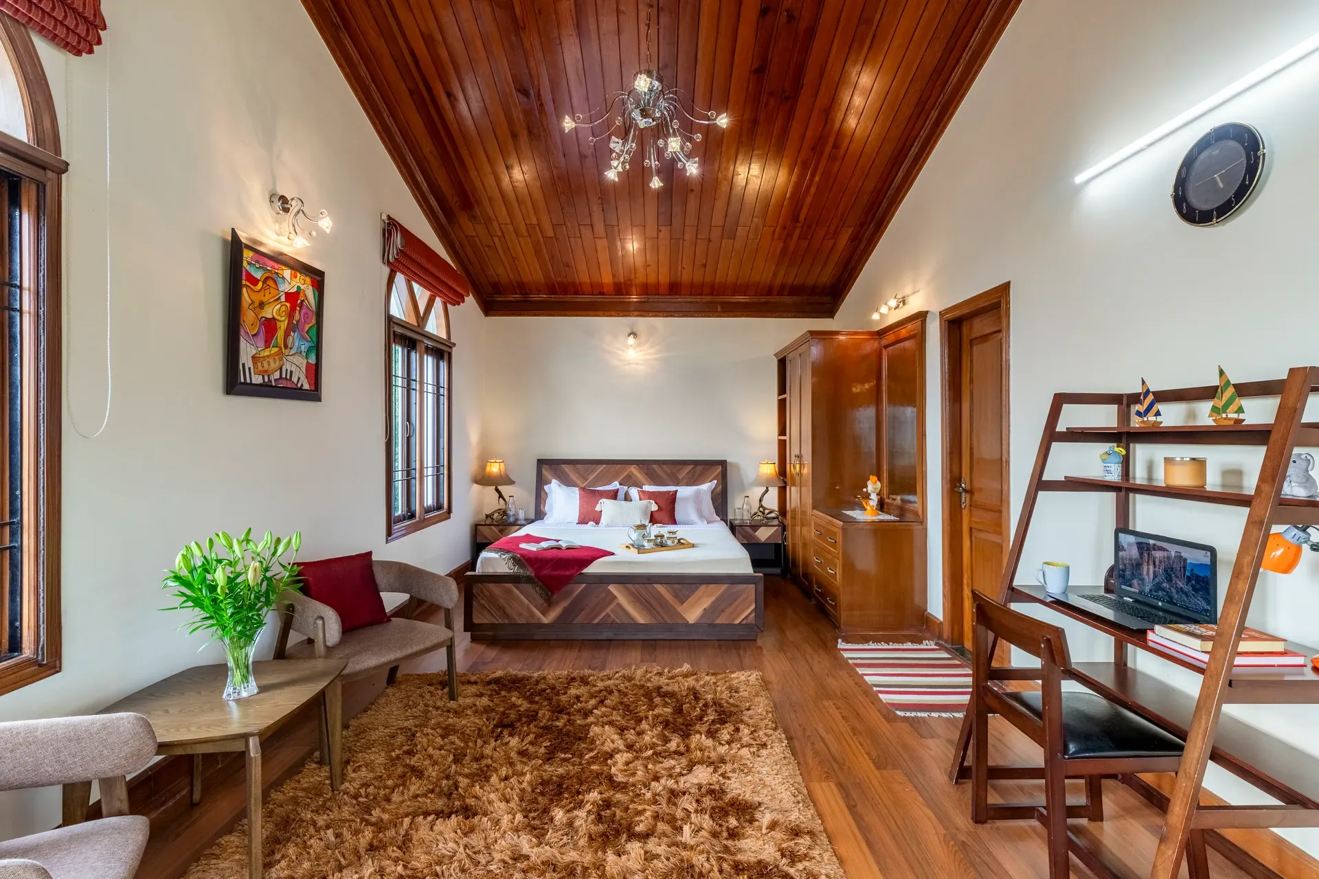 The Meadow | Elegant 3-BHK Hill Retreat With Entertainment Lounge & Terrace — photo 19