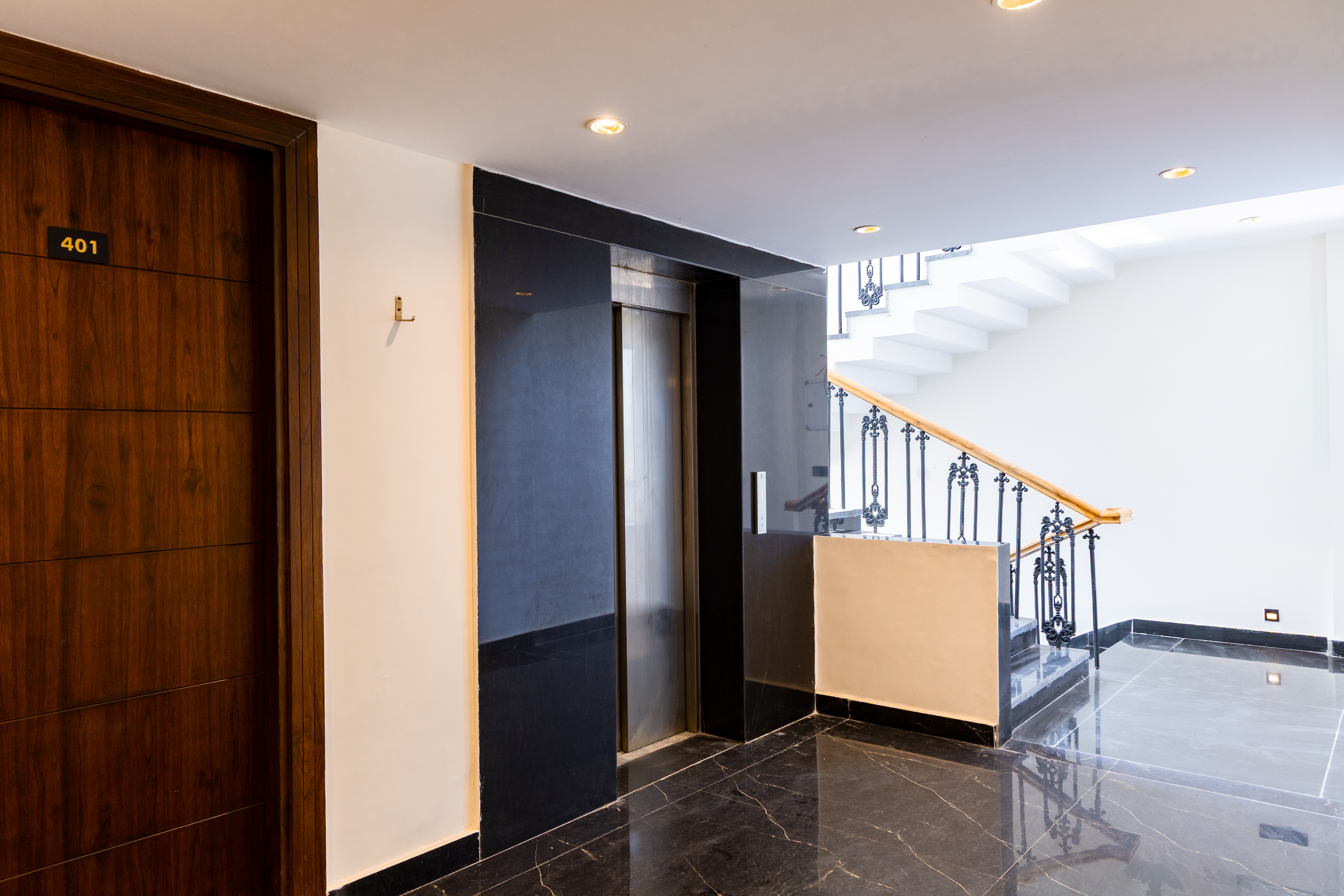 Anandam In The Himalayas Indigo | Suite With Restaurant, Lift & Lounge Near Triveni Ghat — photo 21