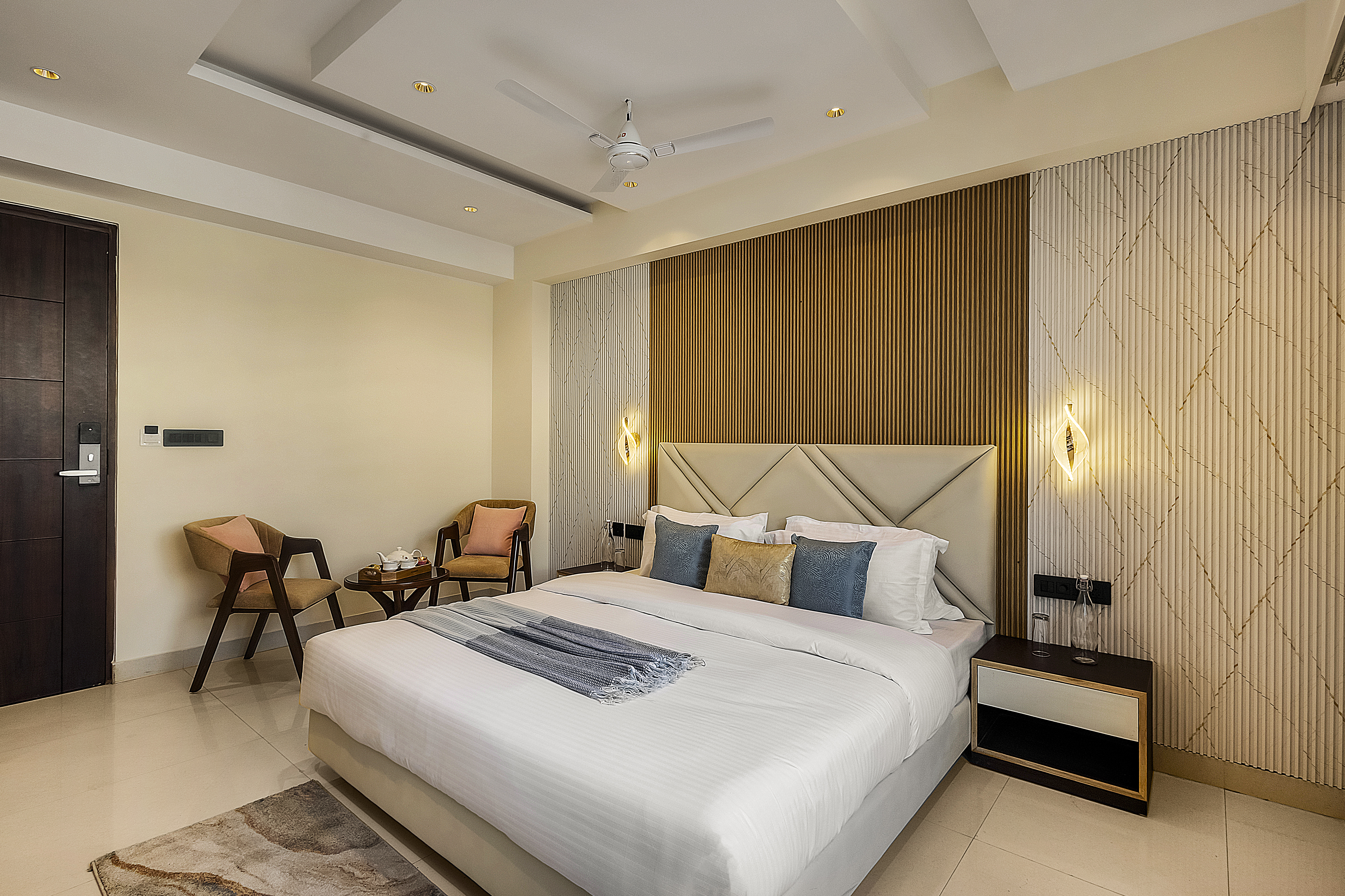 Anandam In The Himalayas Indigo | Suite With Restaurant, Lift & Lounge Near Triveni Ghat — photo 15