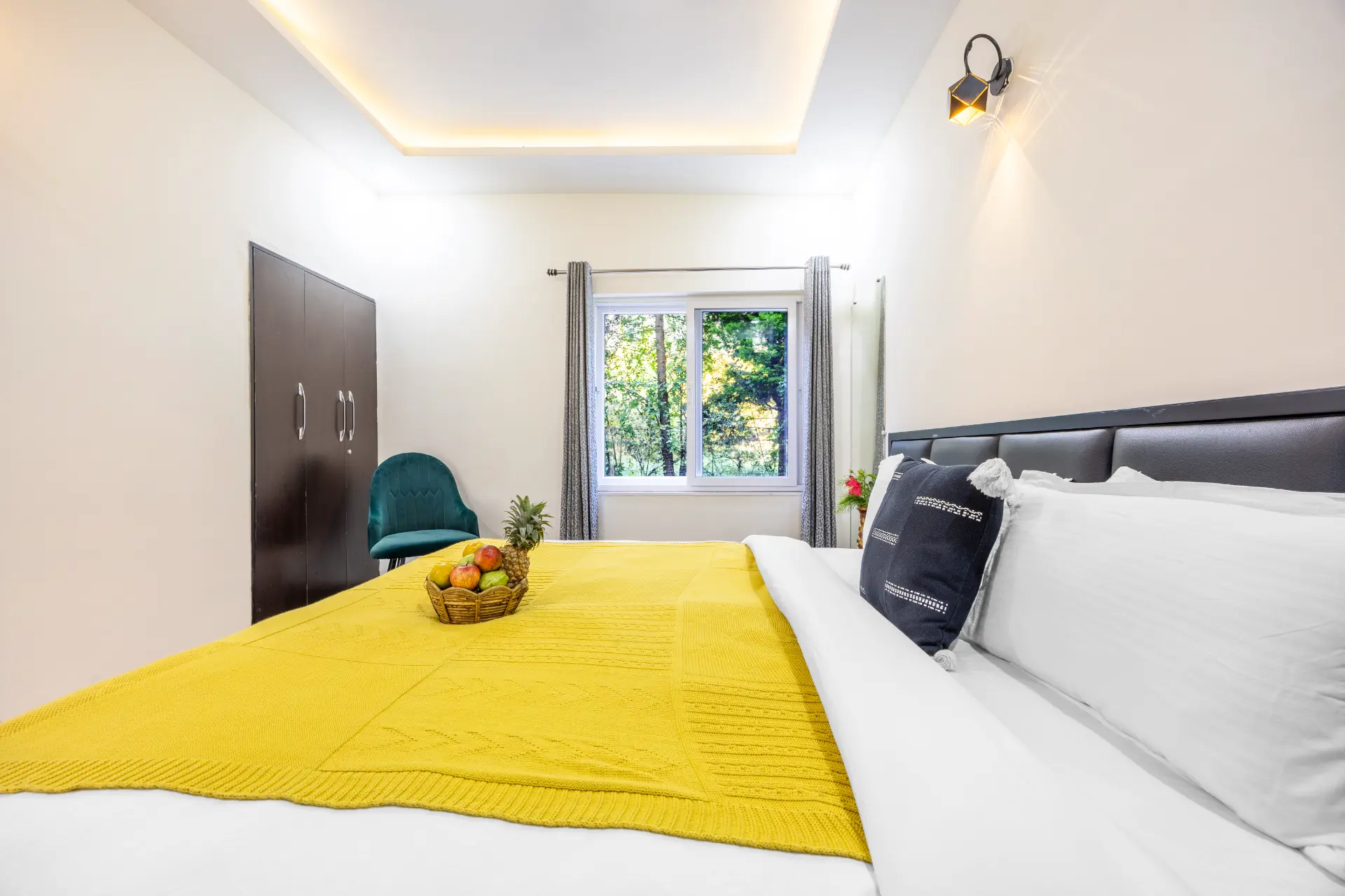 Kingdom Heartz | Elegant Pet-friendly 2-BHK Apartment With Balcony, Common Pool, Common Garden & Restaurant — photo 9