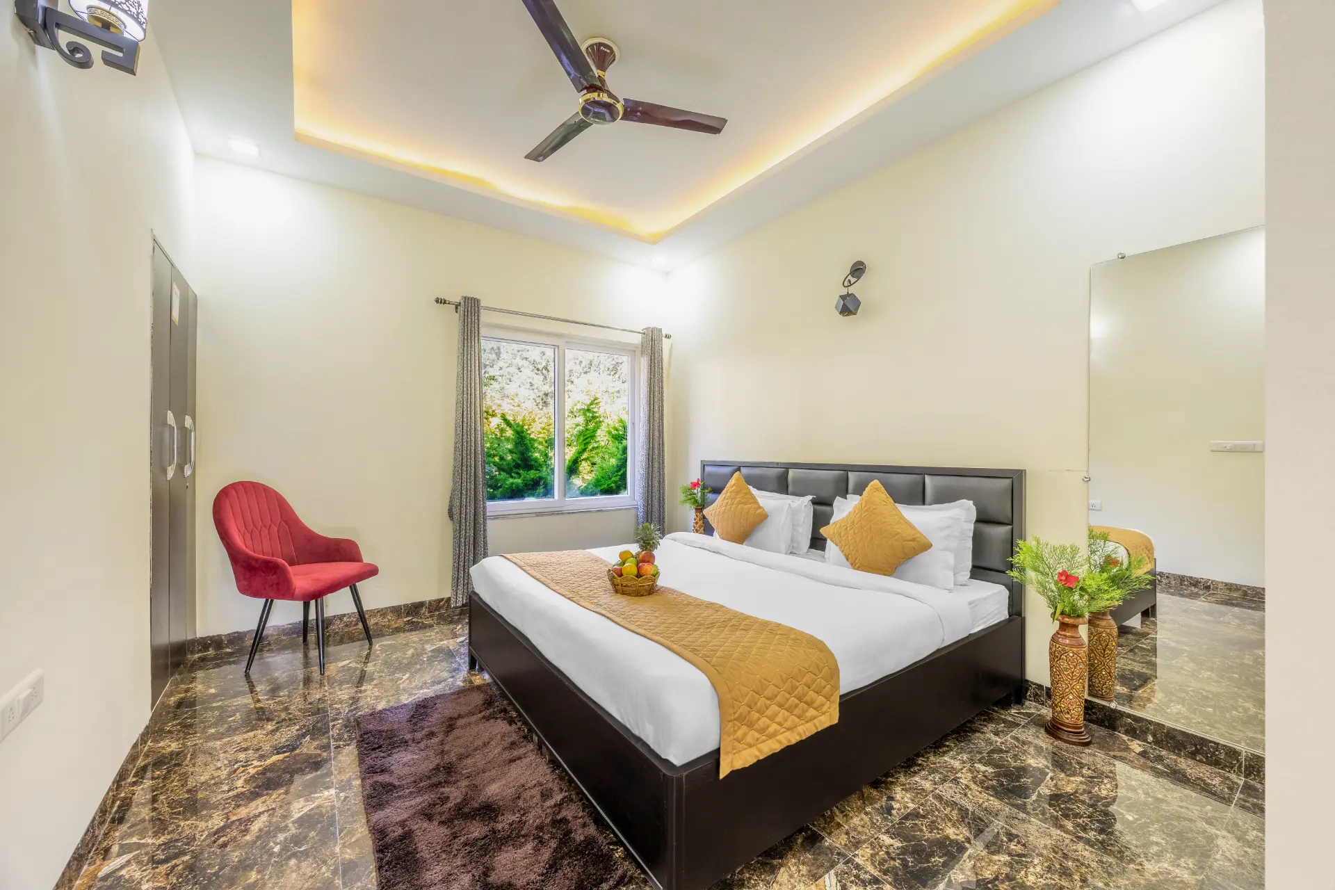 Kingdom Heartz | Elegant Pet-friendly 2-BHK Apartment With Balcony, Common Pool, Common Garden & Restaurant — photo 14