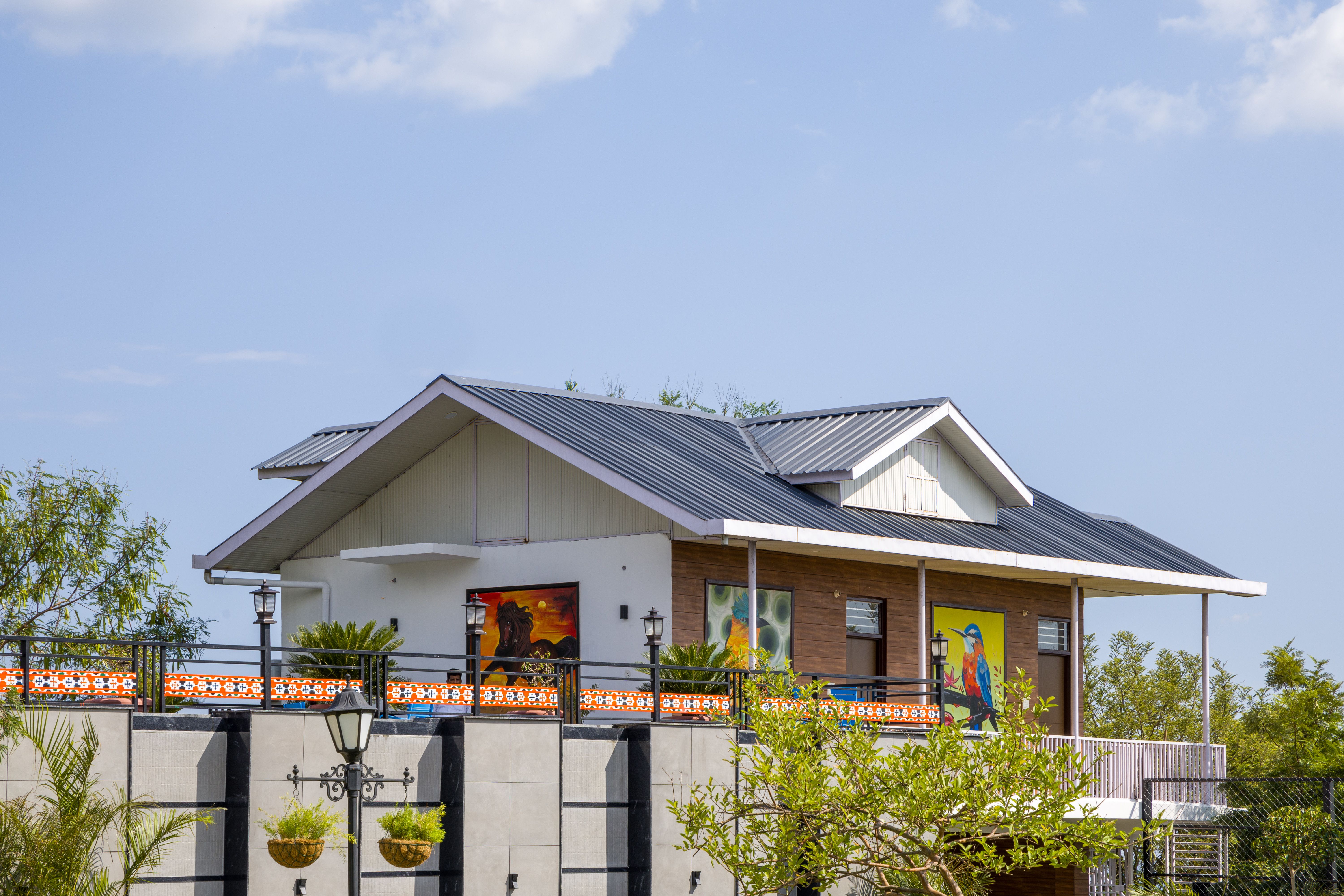 Esh Cottage Hazel | 1 Hillview Suite With Shared Pool, Lush Garden, & Restaurant — photo 18
