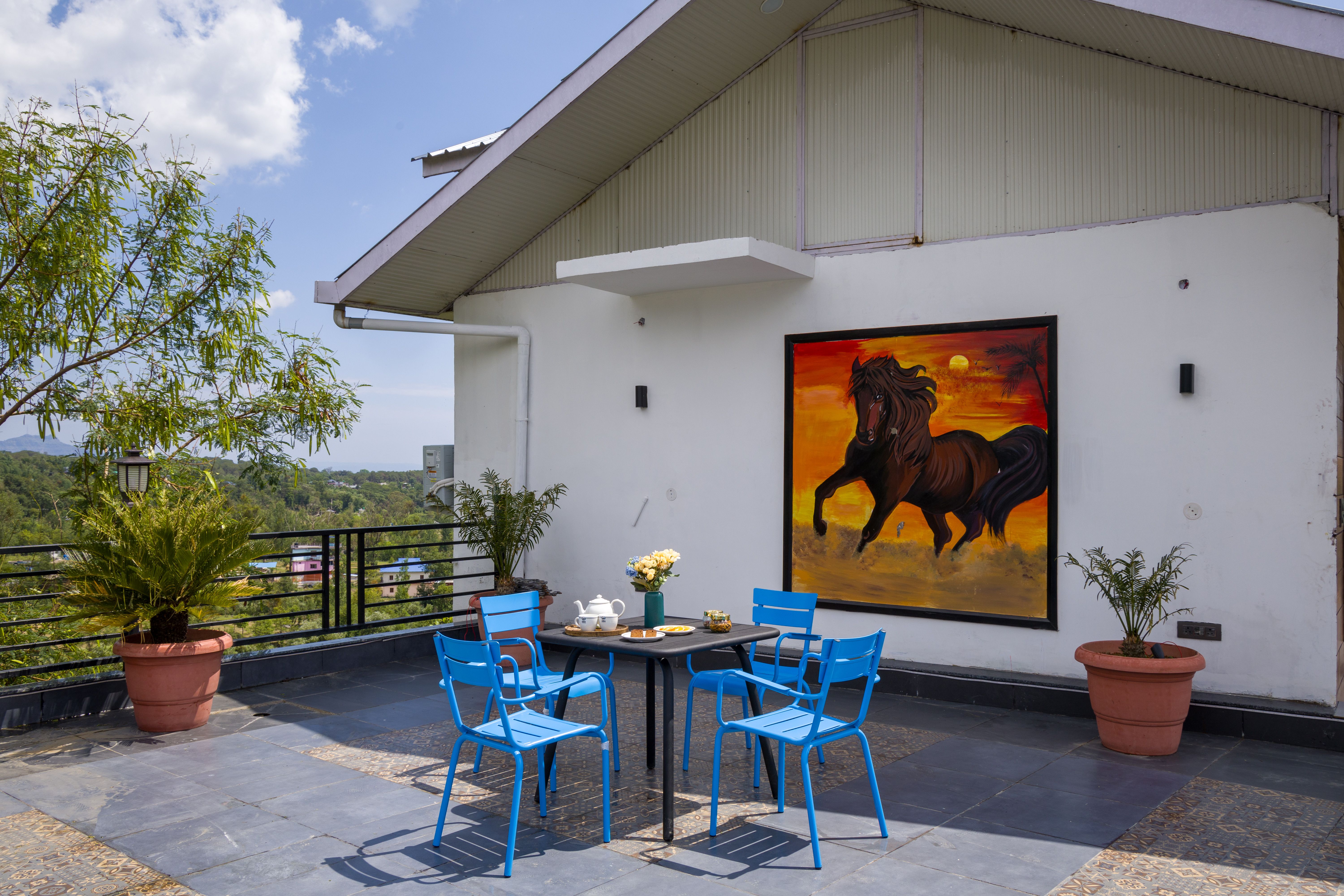 Esh Cottage Hazel | 1 Hillview Suite With Shared Pool, Lush Garden, & Restaurant — photo 24