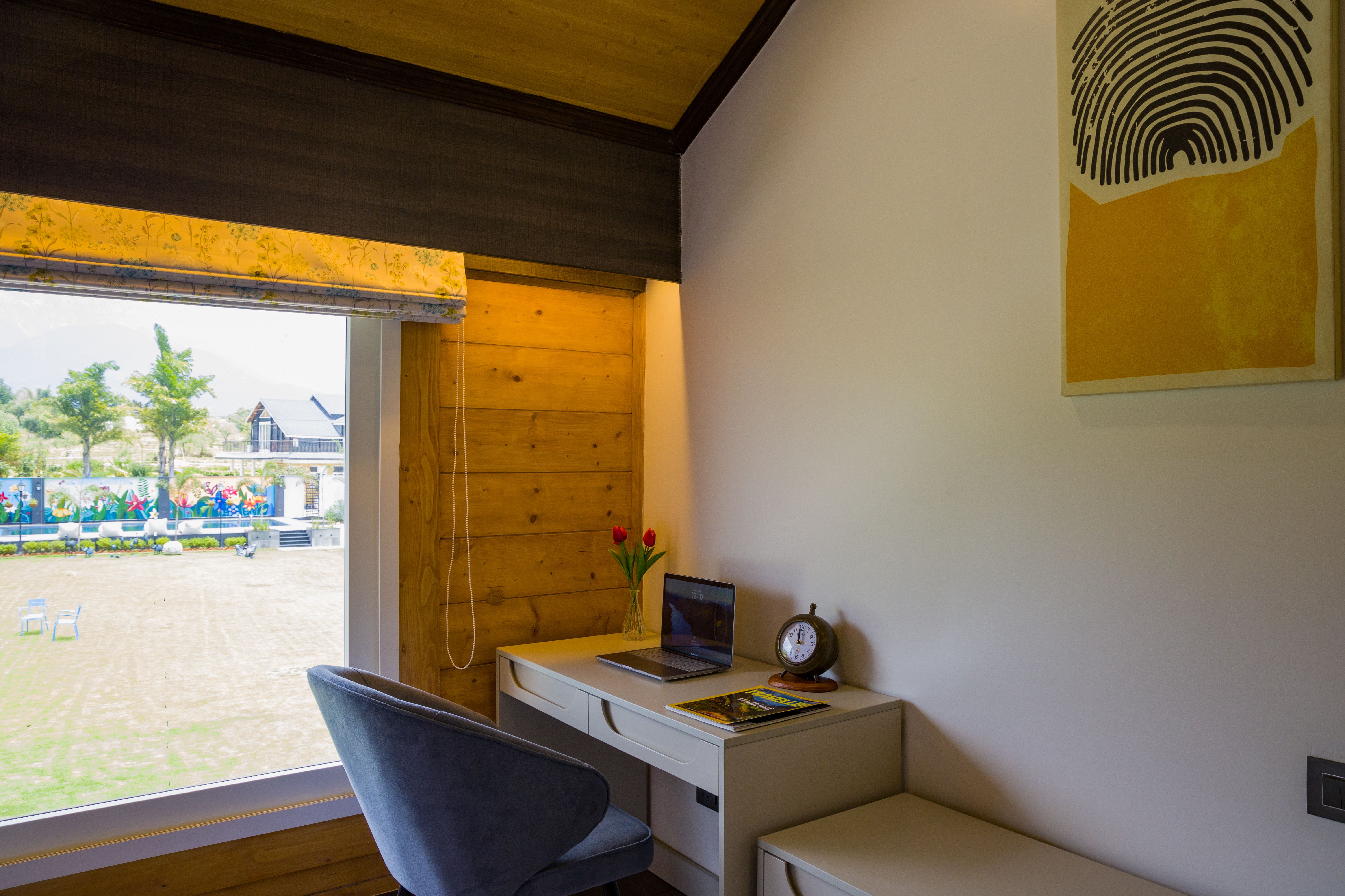 Esh Cottage Hazel | 1 Hillview Suite With Shared Pool, Lush Garden, & Restaurant — photo 14