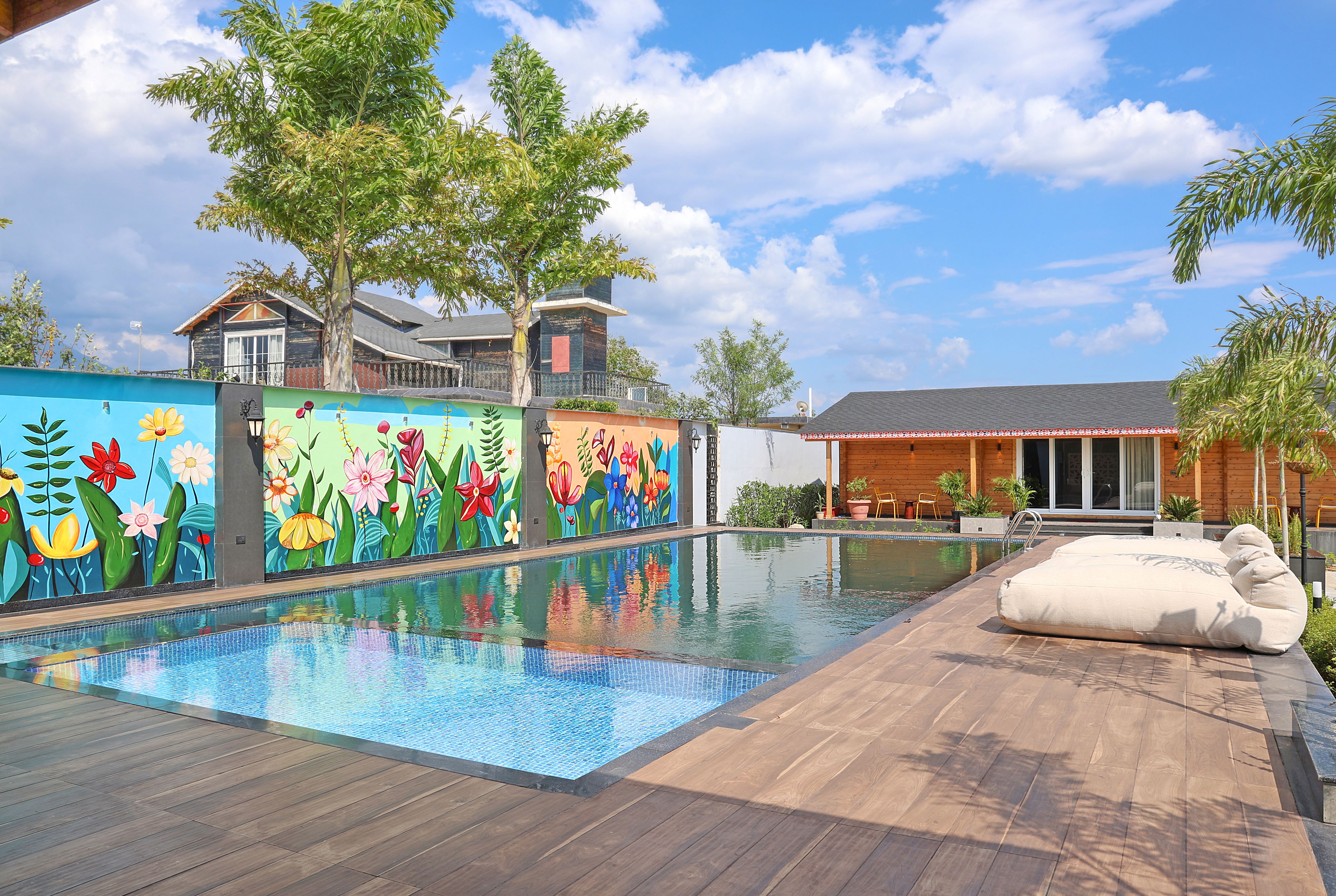 Esh Cottage Hazel | 1 Hillview Suite With Shared Pool, Lush Garden, & Restaurant — photo 20