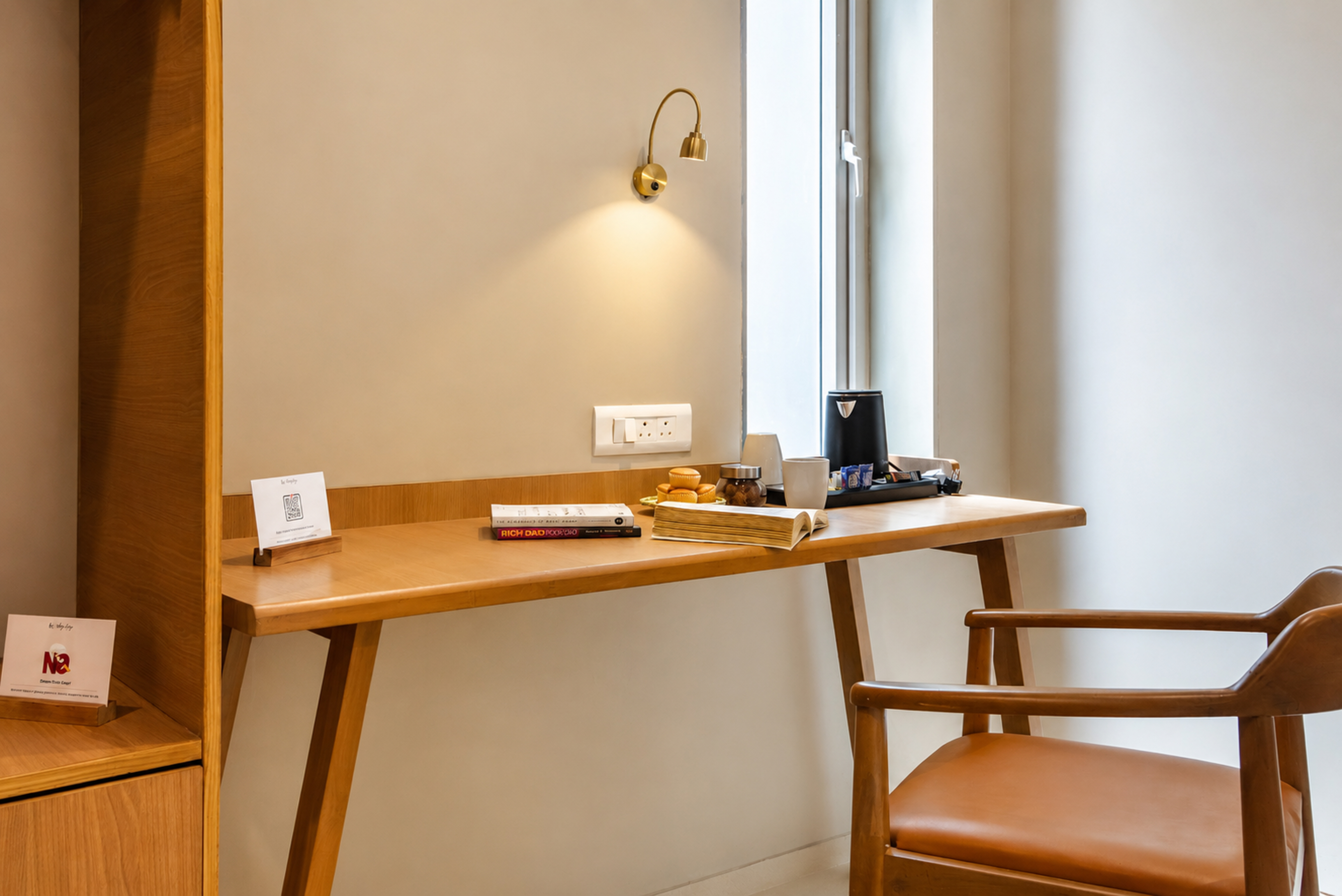 The Crescent Palm Grove | Boutique Suite in a Resort with Shared Game Room, Garden and Restaurant — photo 13