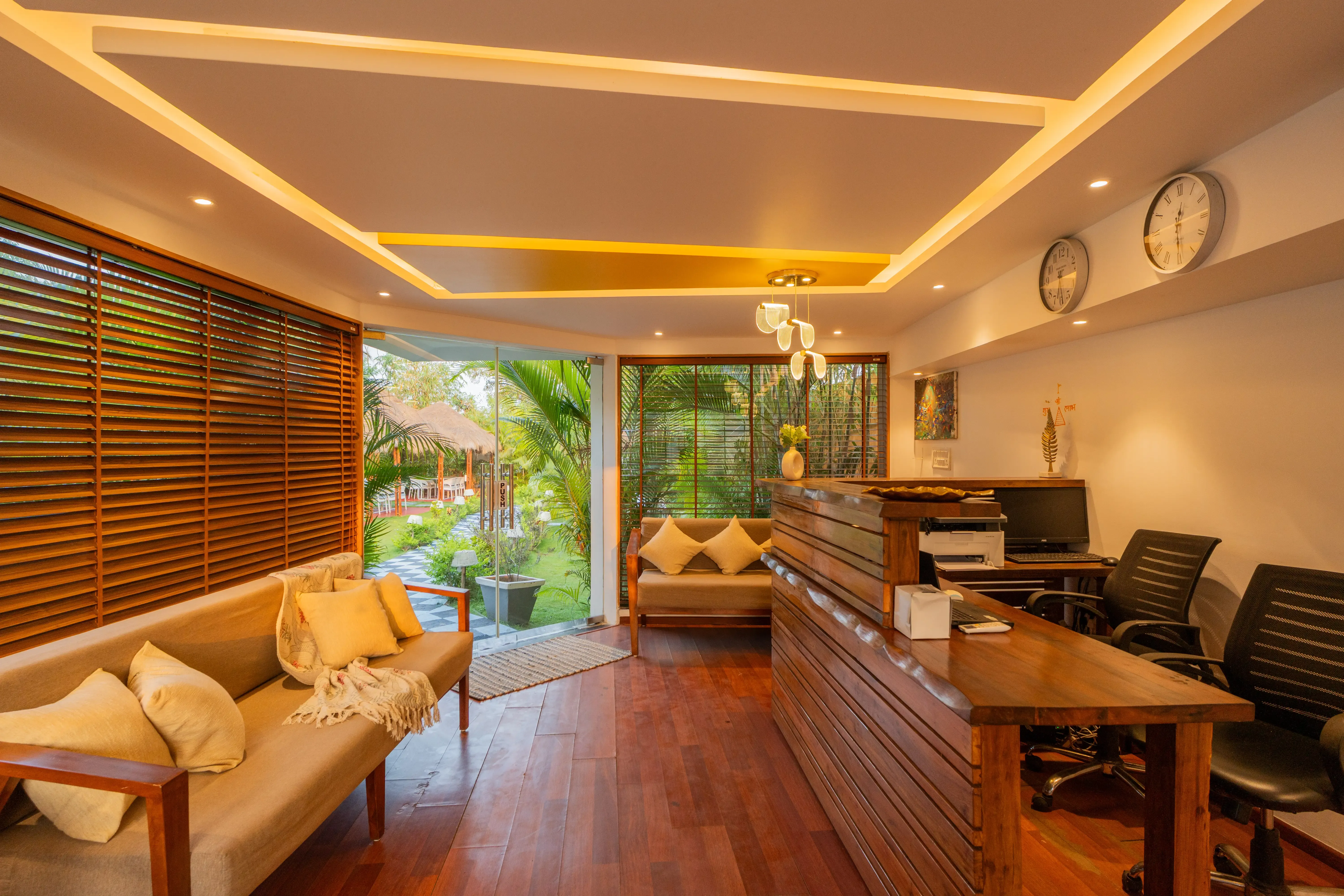Gracias Aquora | 1-Room Retreat With Private Balcony, Shared Pool, & Restros, Close to Ashvem Beach — photo 23