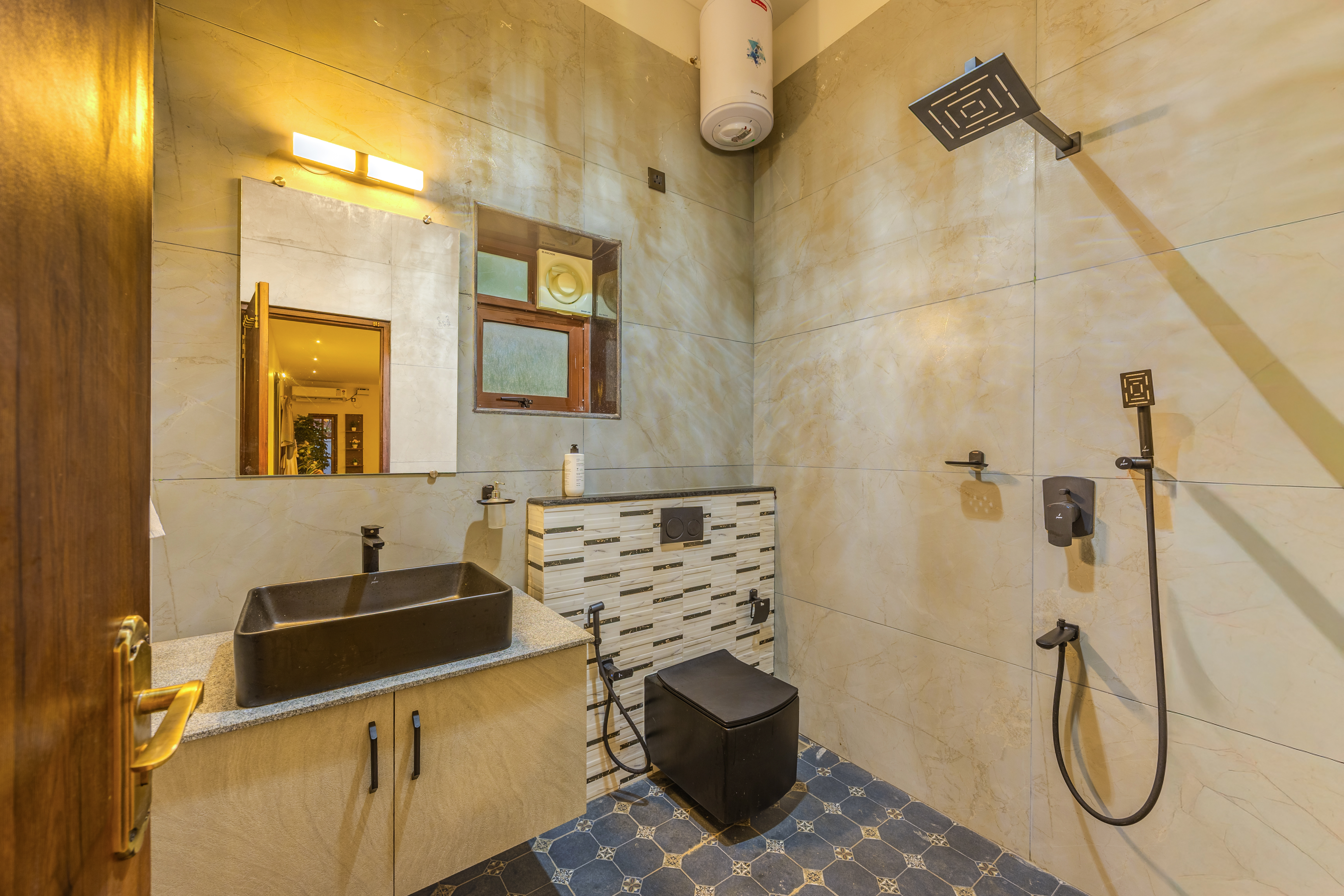 Casa Vilson | 3-BHK Villa With Private Pool, Indoor Bar, Bathtub and Courtyard — photo 27