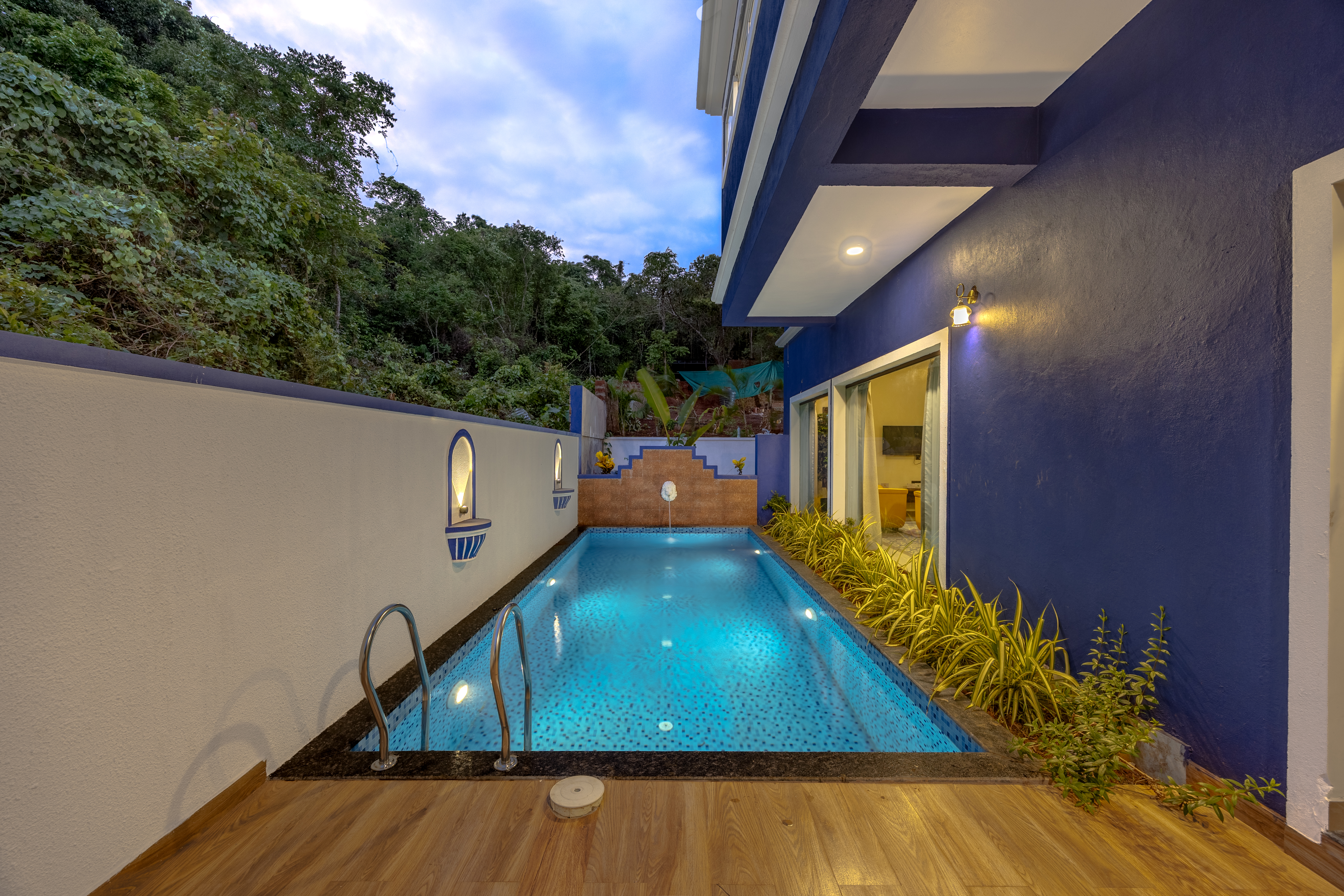 Casa Vilson | 3-BHK Villa With Private Pool, Indoor Bar, Bathtub and Courtyard — photo 26