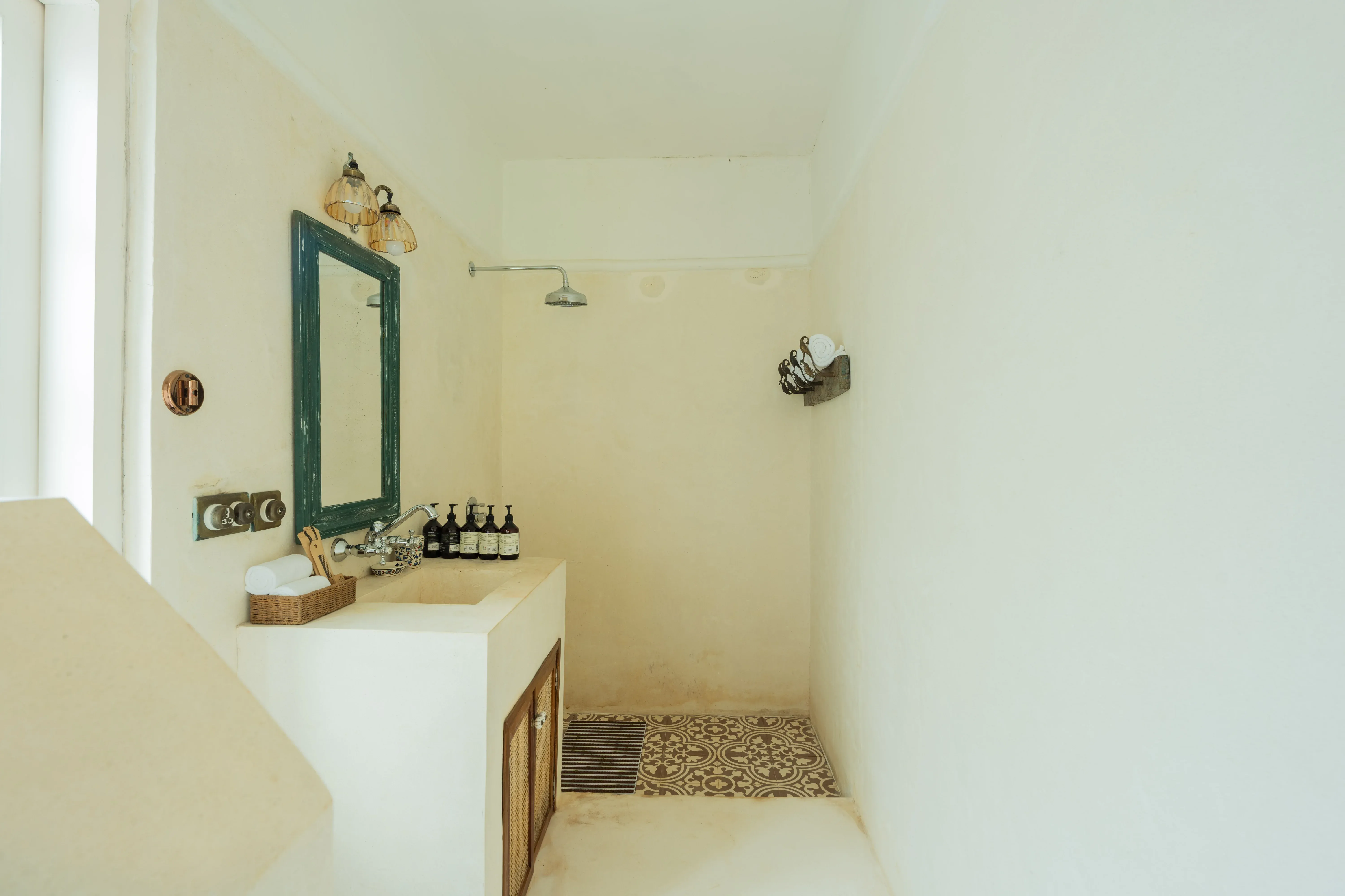 Maison 10 | Luxe 4-BHK Villa With Pvt Pool, Garden & Portuguese Charm — photo 27