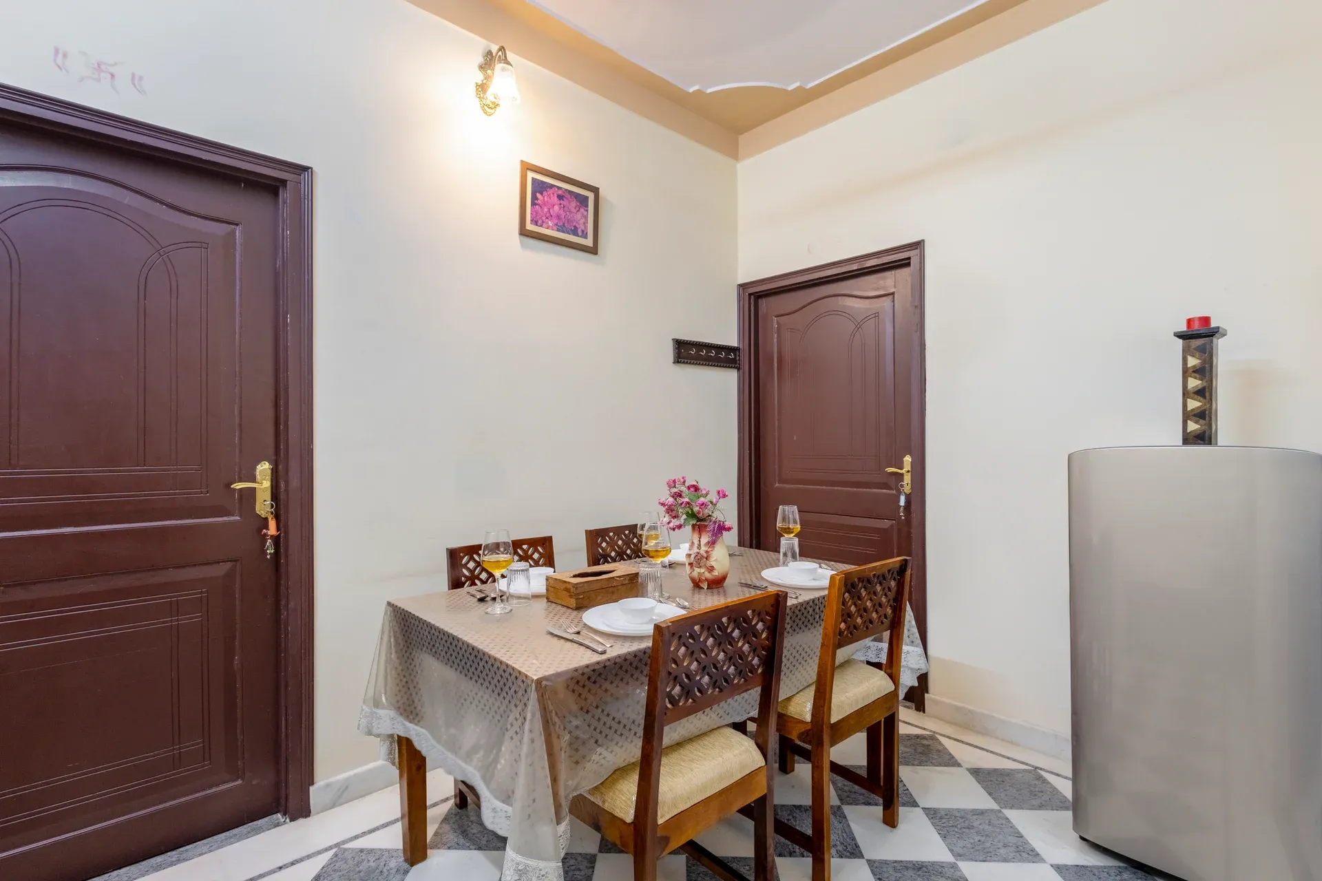 Abhimanyu Mansion Topaz | 2-BHK Haveli | Garden + Sit-Out Area | Central Location — photo 18