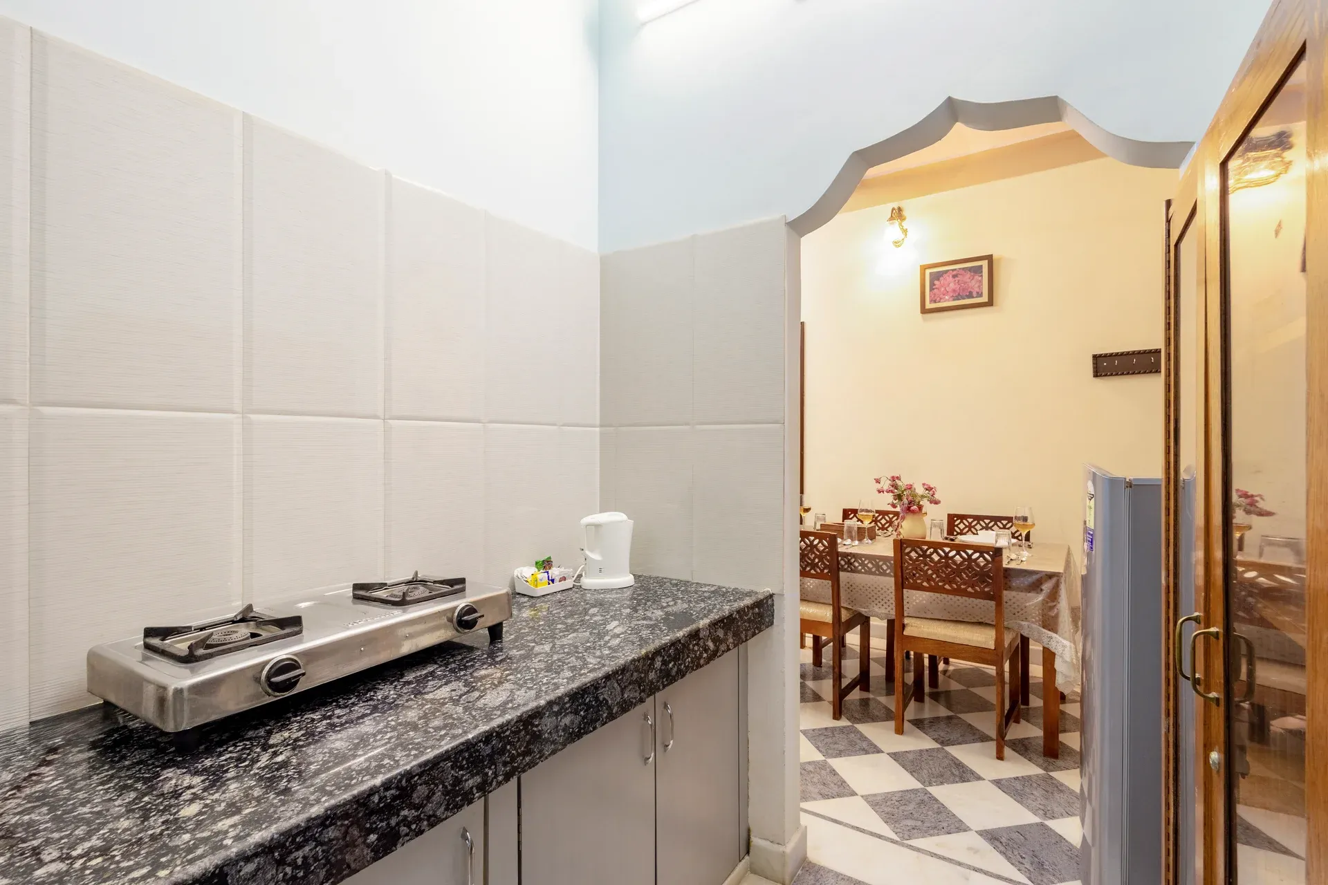 Abhimanyu Mansion Topaz | 2-BHK Haveli | Garden + Sit-Out Area | Central Location — photo 20