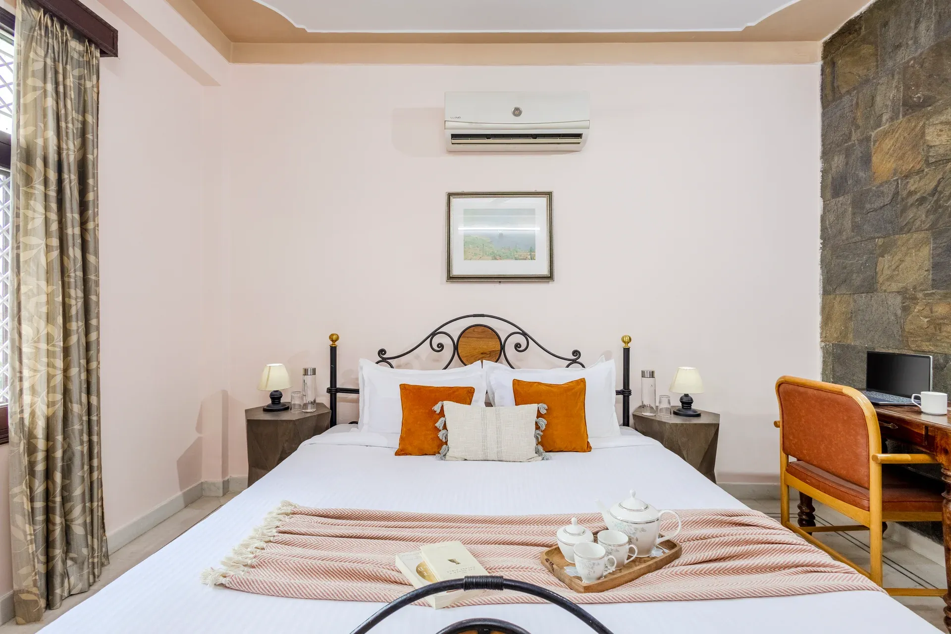Abhimanyu Mansion Topaz | 2-BHK Haveli | Garden + Sit-Out Area | Central Location — photo 27