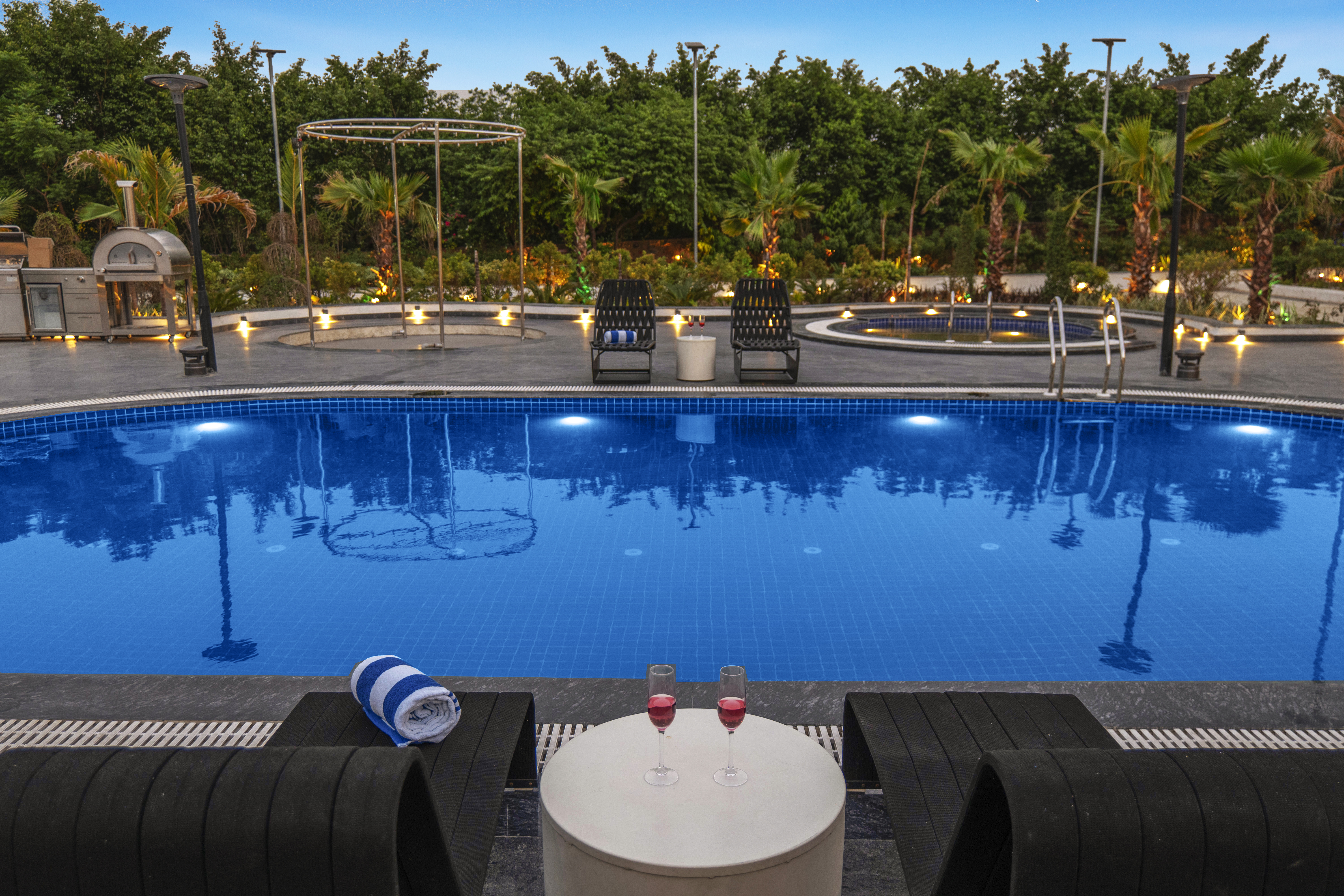 ASK Farms | Refined 4-BHK villa with Theatre Lounge, Pool & Fire BBQ Deck — photo 2